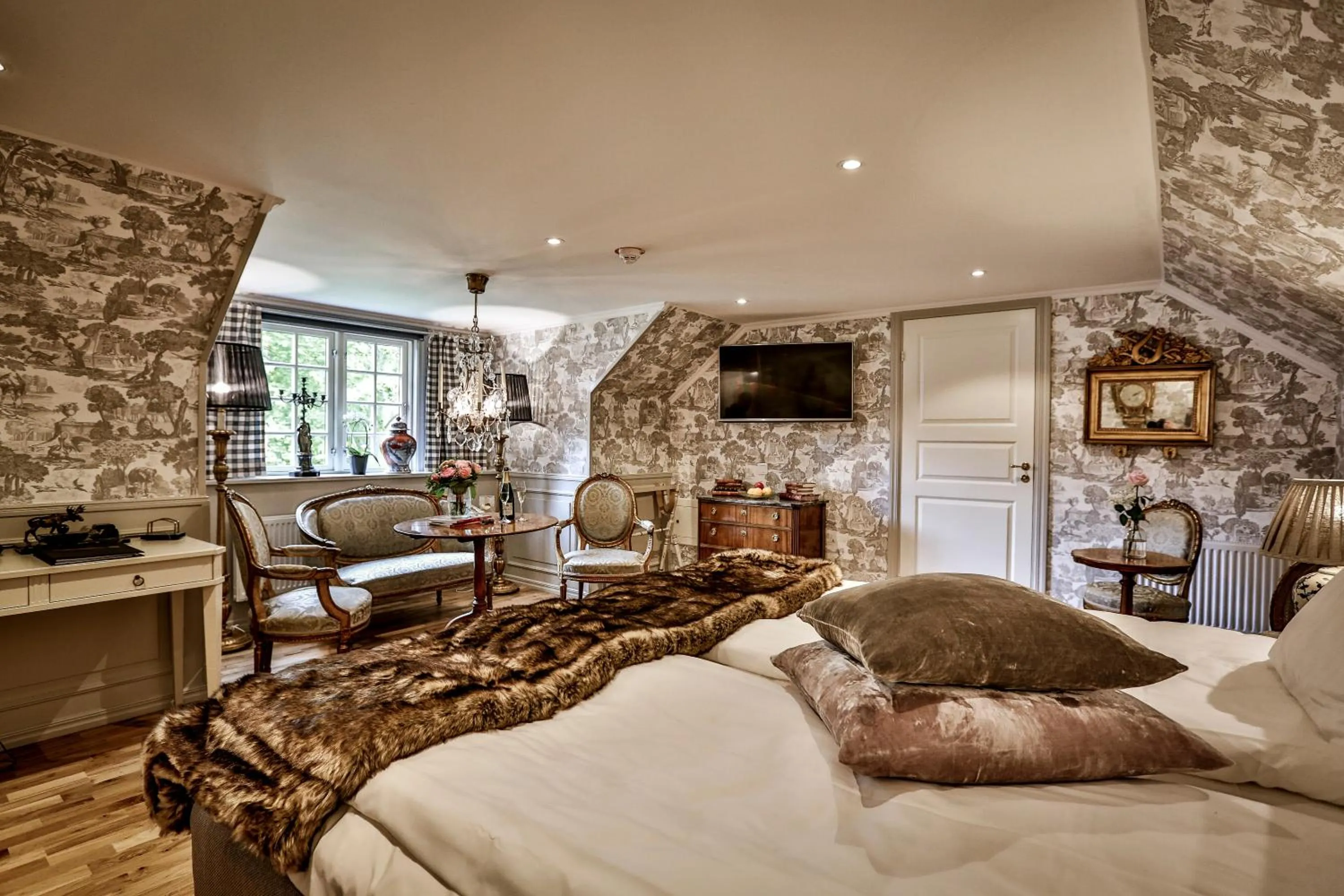 Bed in Vadstena Klosterhotell Konferens & Spa