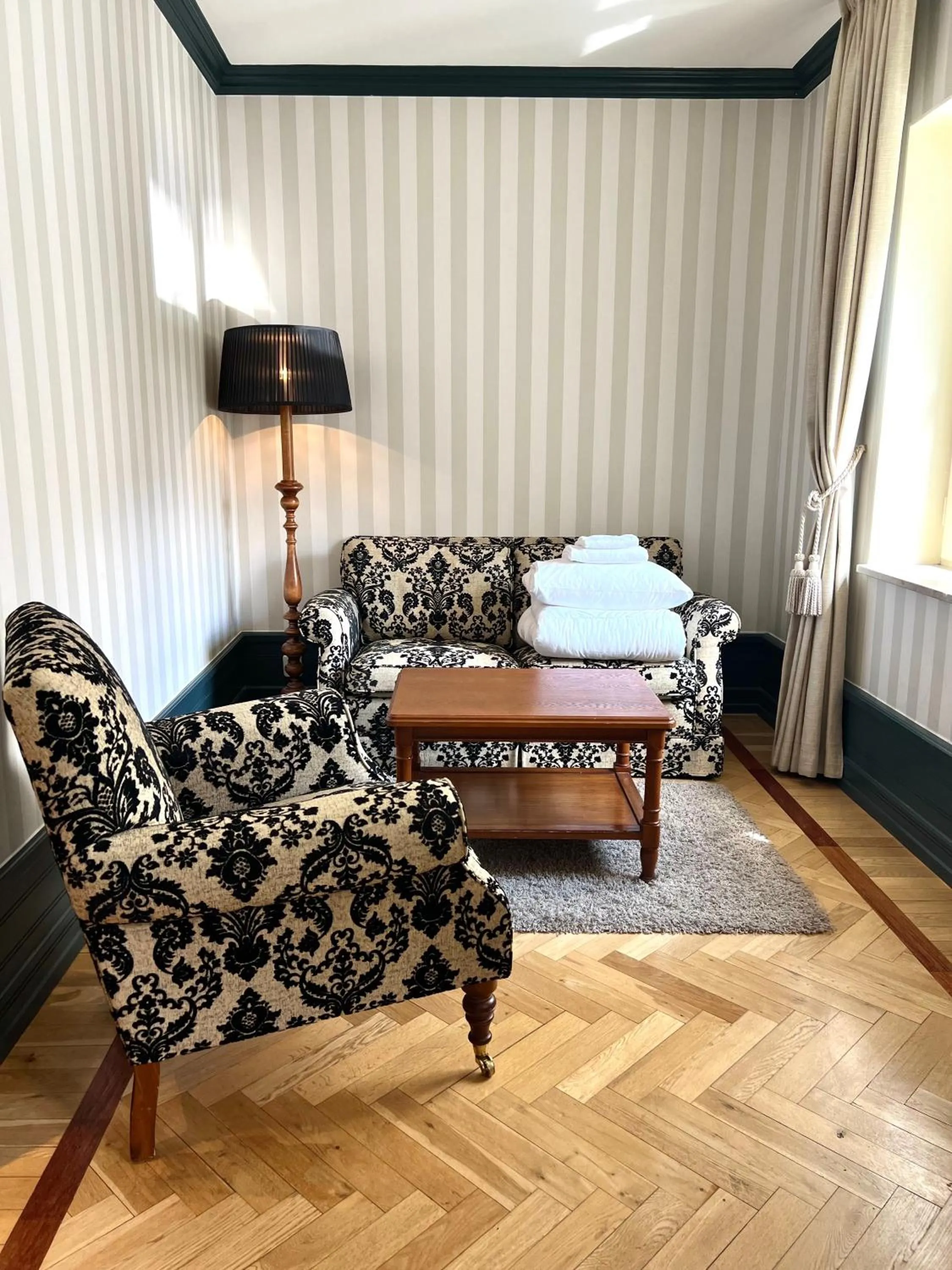 Seating area in Clarion Hotel Wisby