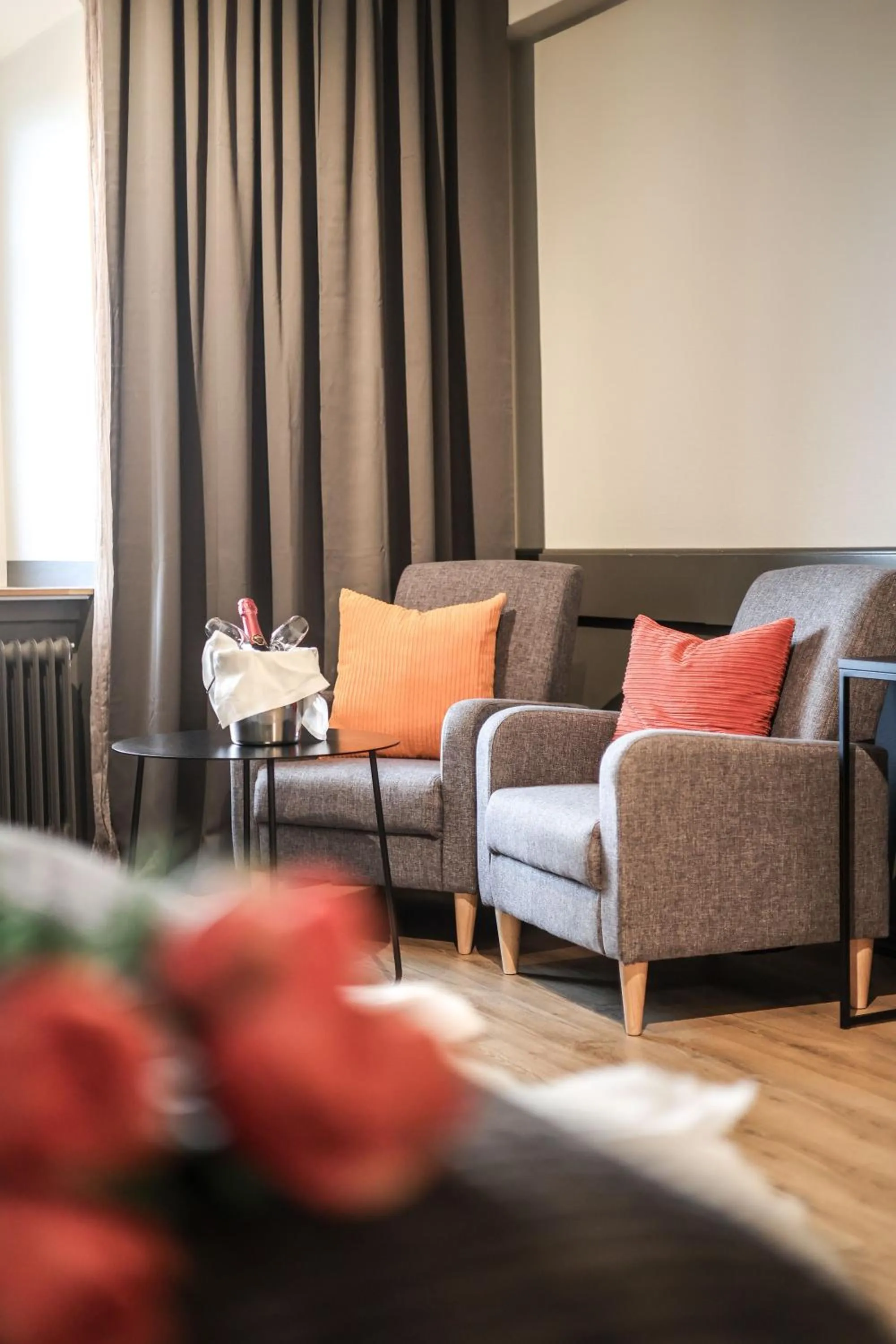 Seating area in First Hotel Statt Örnsköldsvik