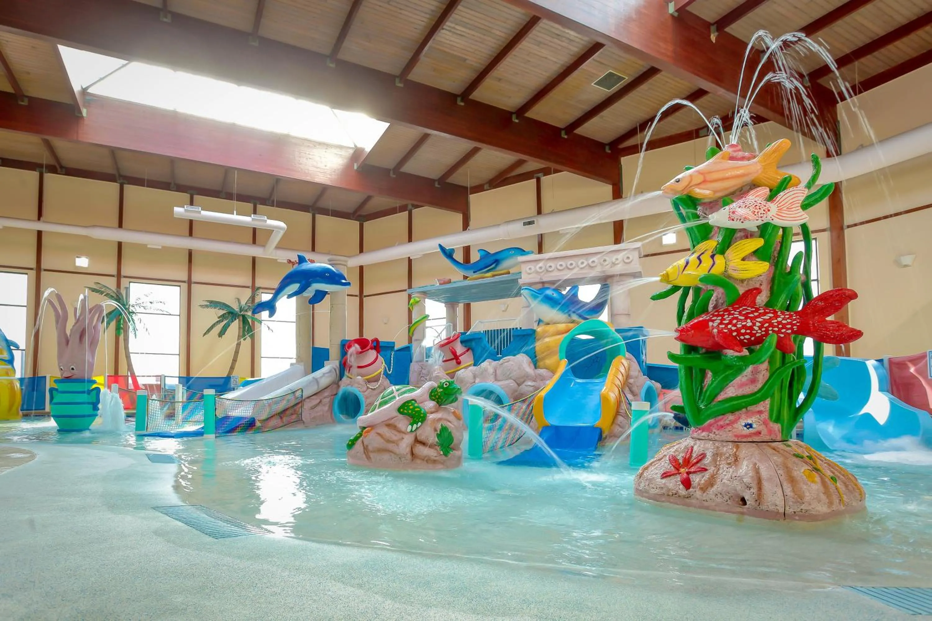 Grand Marquis Waterpark Hotel & Suites