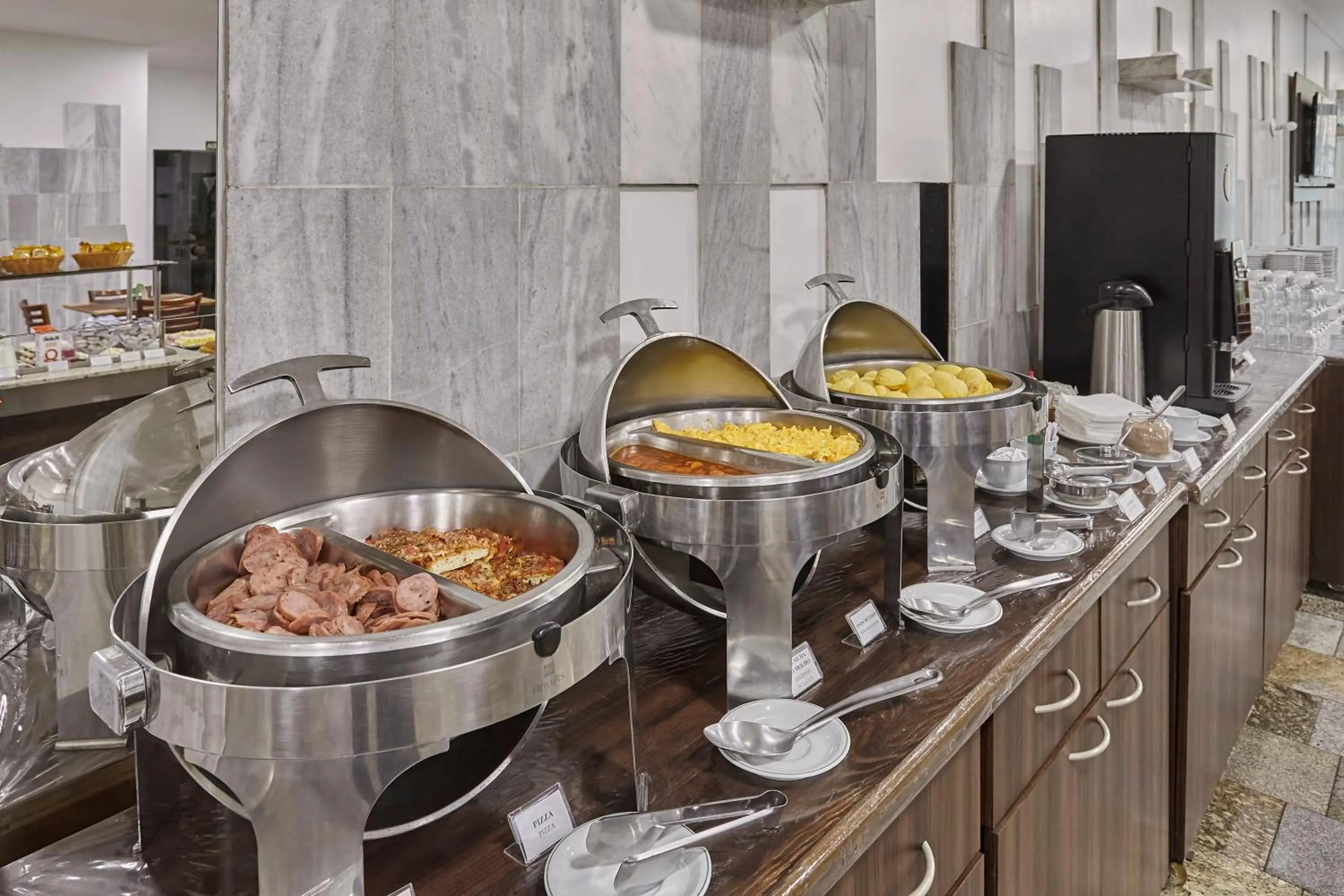 Breakfast in Hotel Nacional Inn Limeira