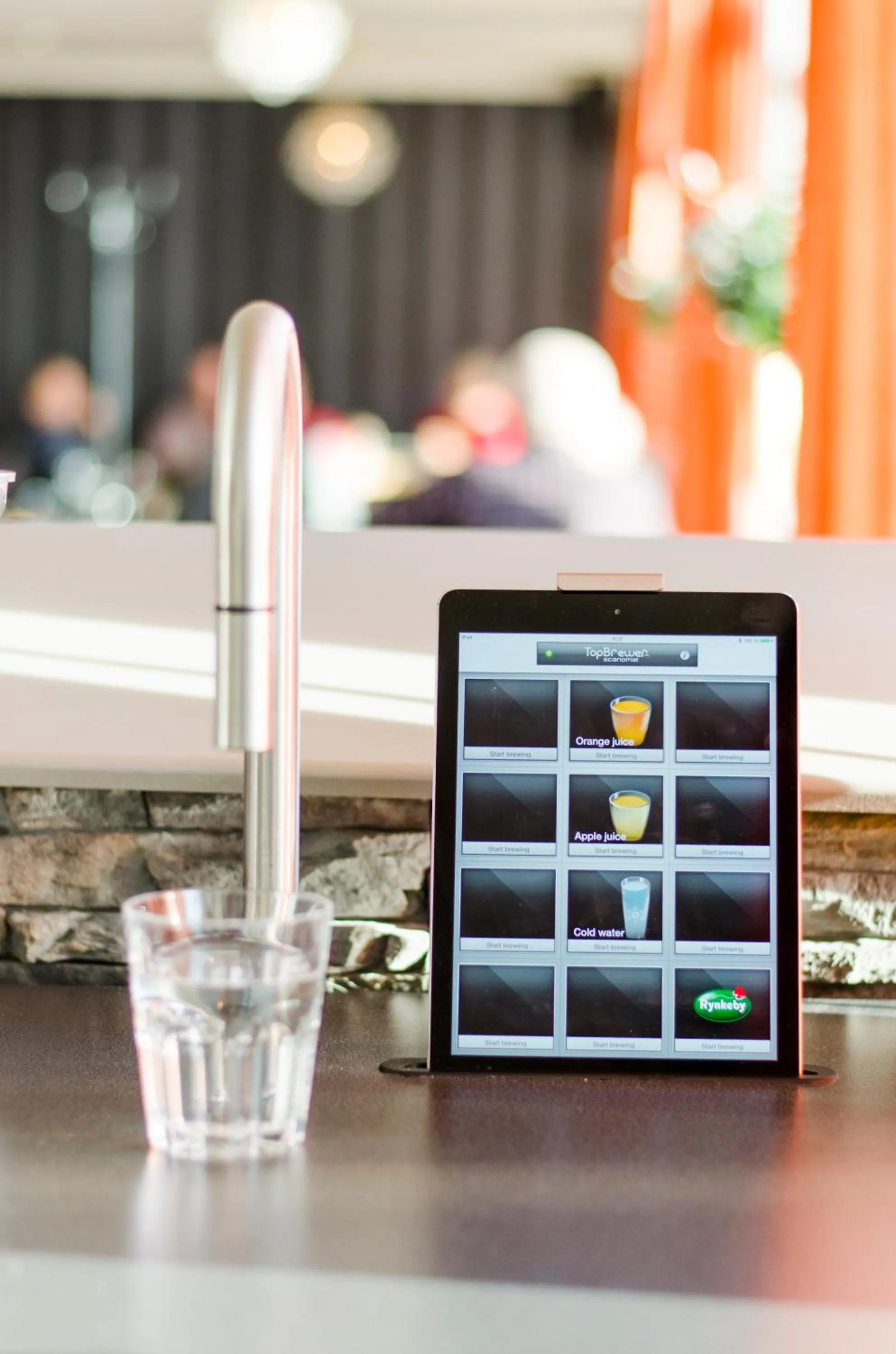 Non alcoholic drinks, Bed in Hotell Wilhelmina