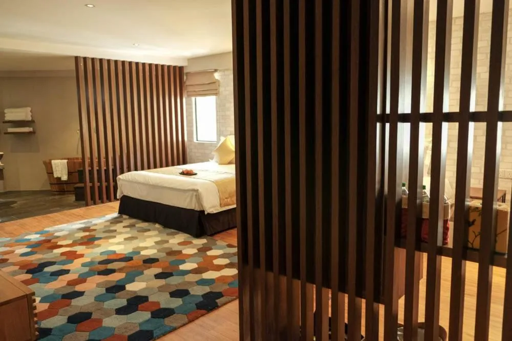 Decorative detail, Bed in Sojourn Spa Hotel