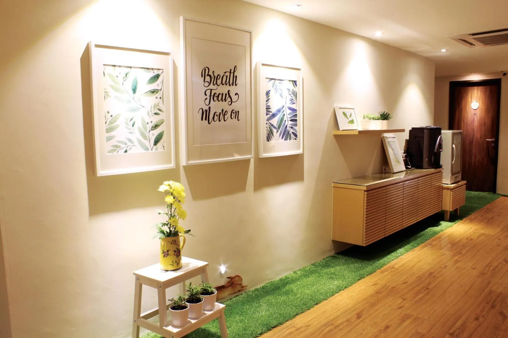 Decorative detail in Sojourn Spa Hotel