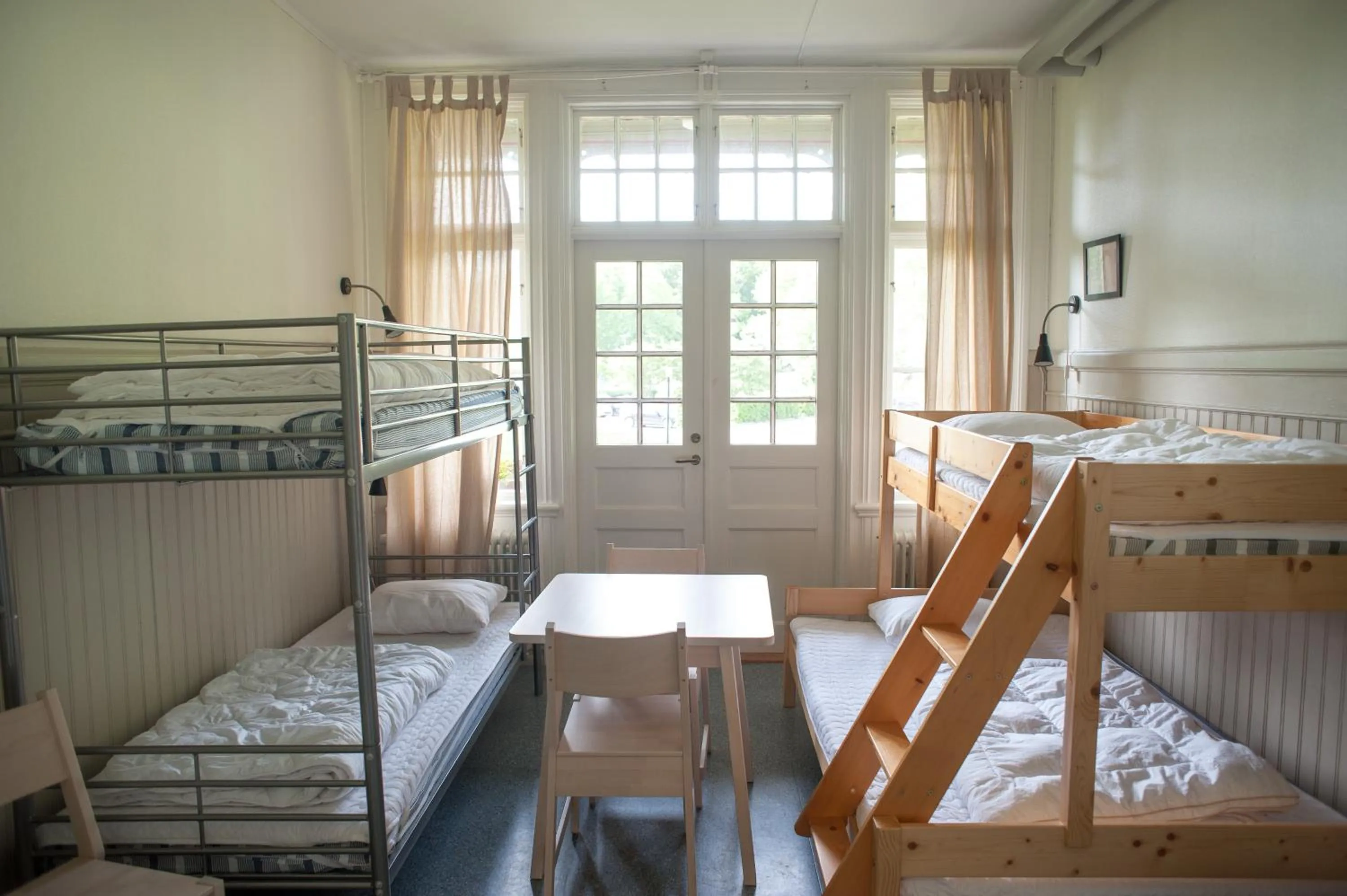 Bed in Ronneby Brunnspark Vandrarhem och B&B