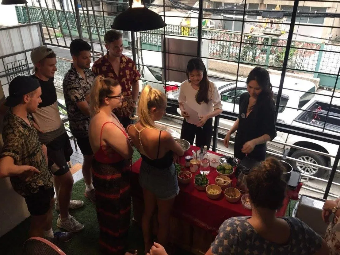 Good One Poshtel & Cafe Bar