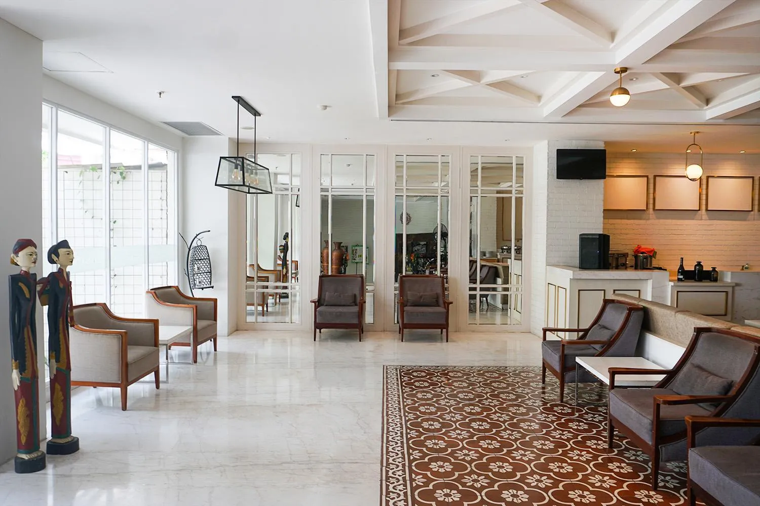 Seating area in 1O1 URBAN Jakarta Glodok - Kota Tua