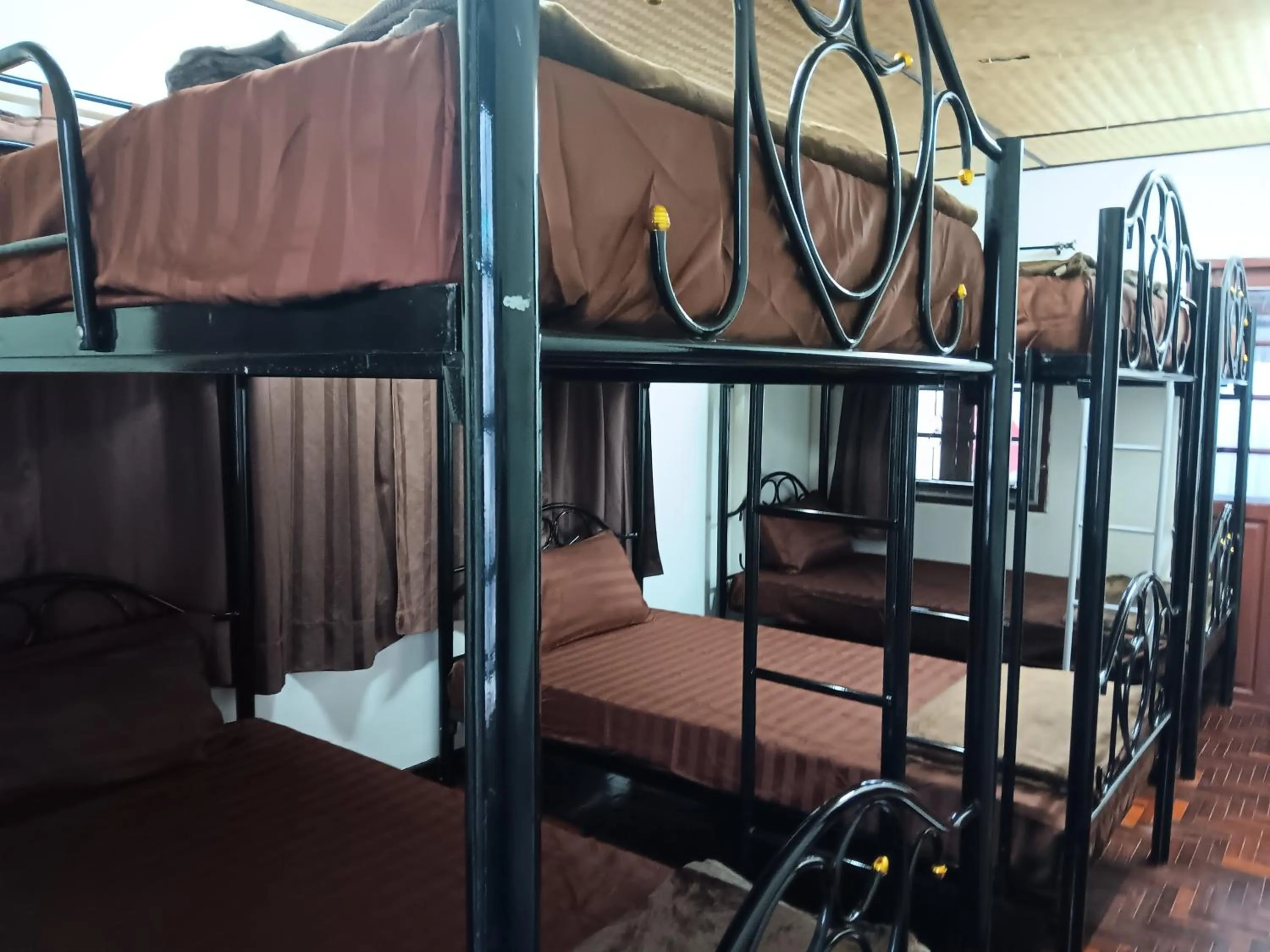 Photo of the whole room, Bed in Hug Glur House Tour and Hostel