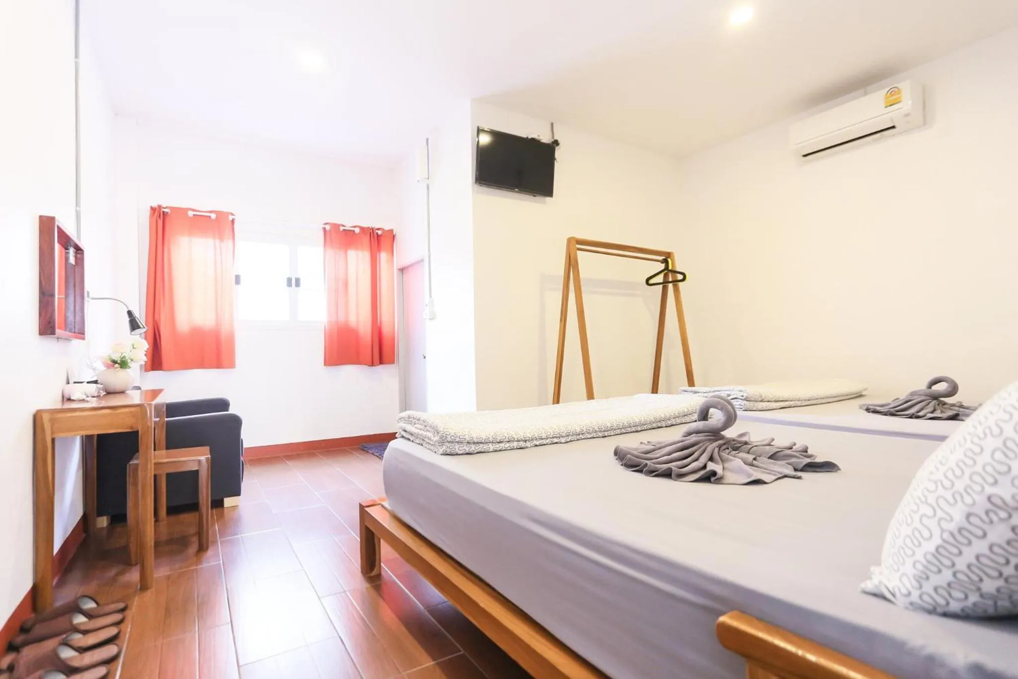 Photo of the whole room, Bed in The Garage