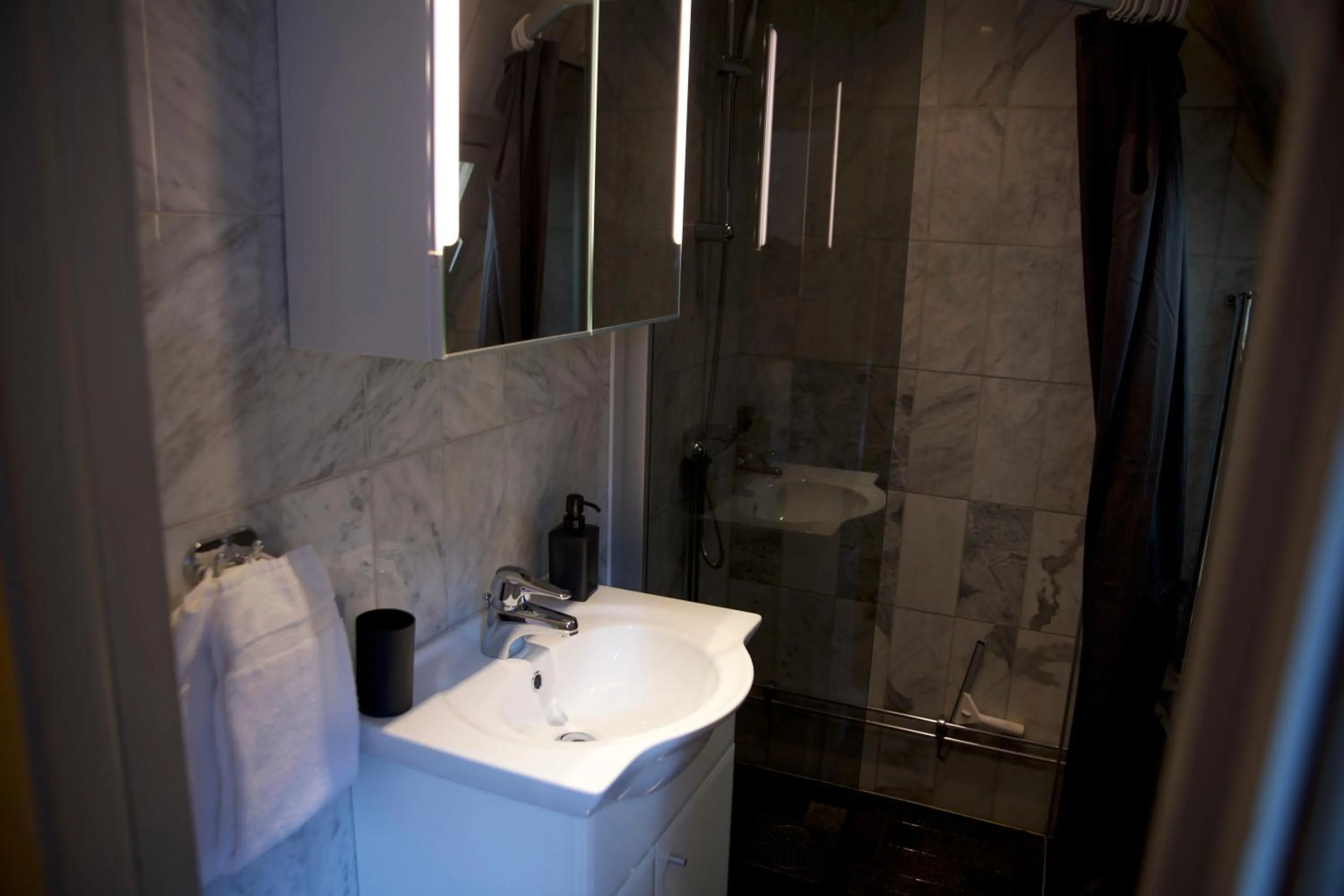 Hotel Sven Vintappare