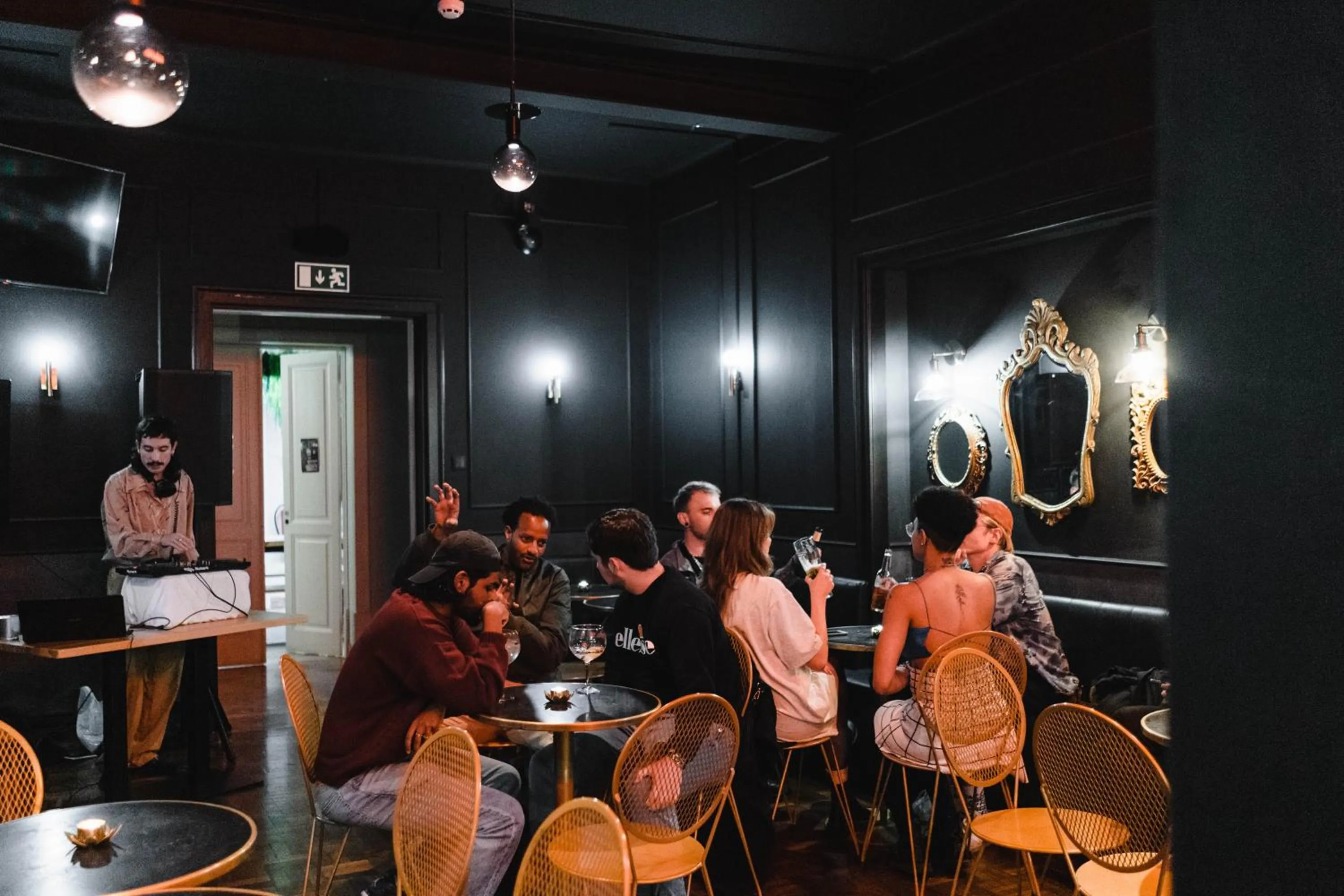 Lounge or bar in Sant Jordi Hostels Lisbon