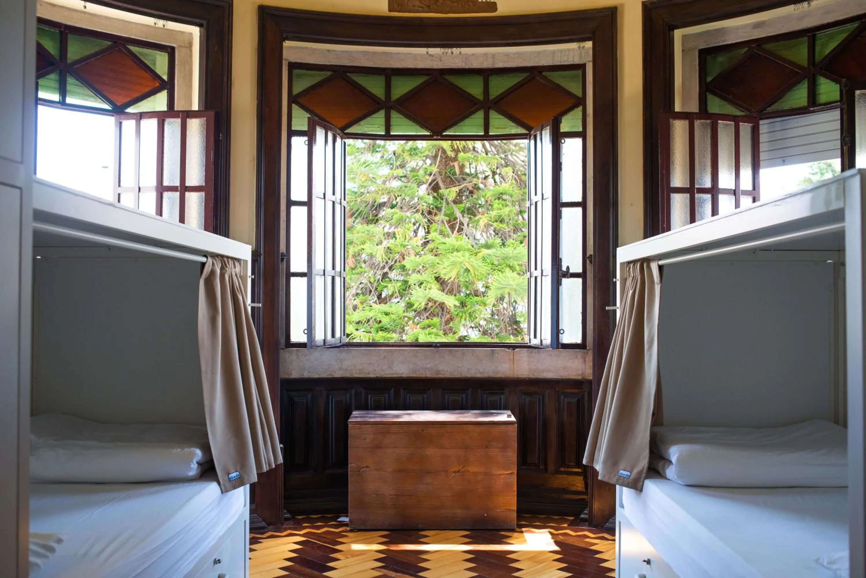 Decorative detail in Sant Jordi Hostels Lisbon