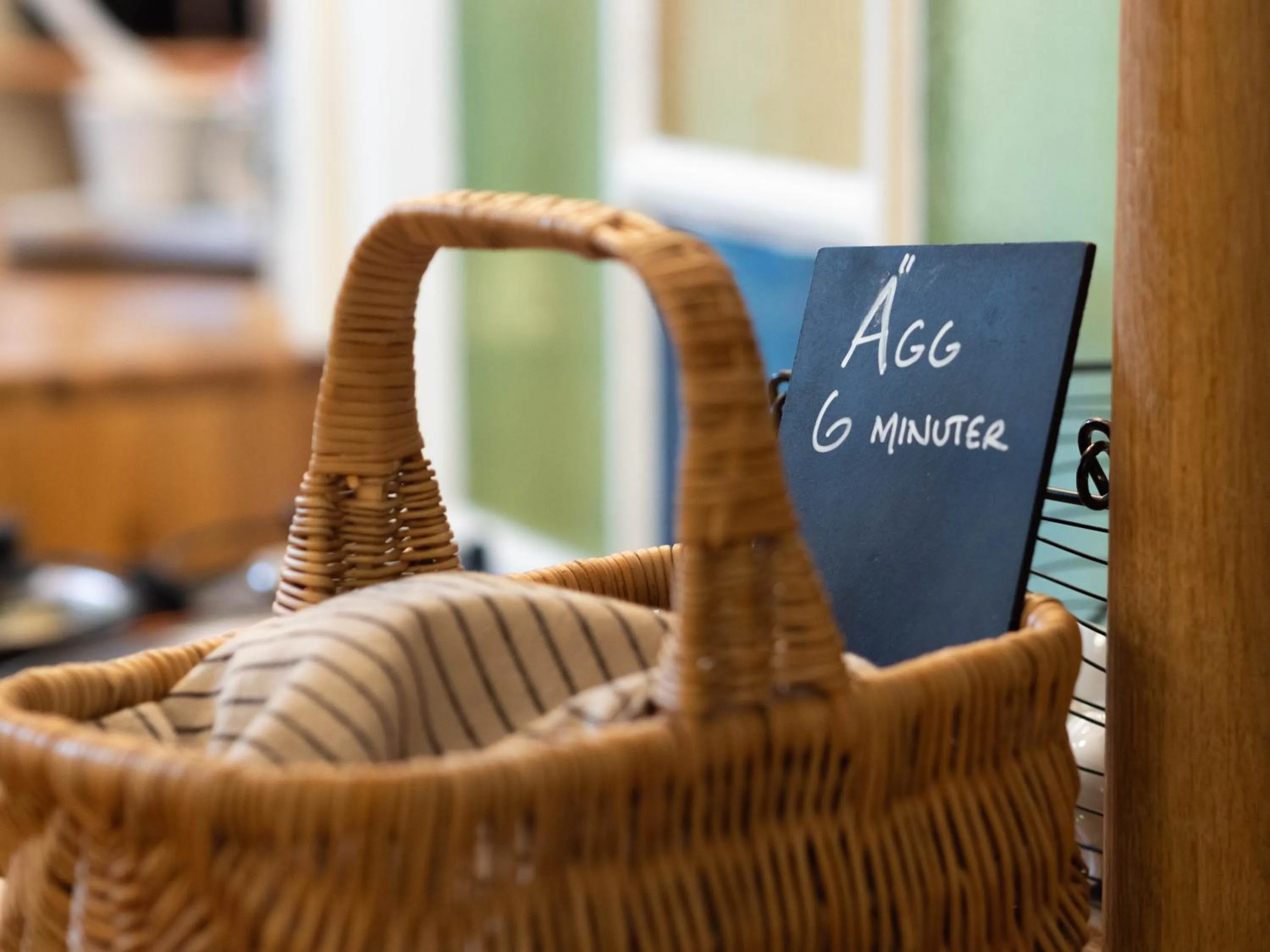 Breakfast in Björkbackens Karaktärshotell