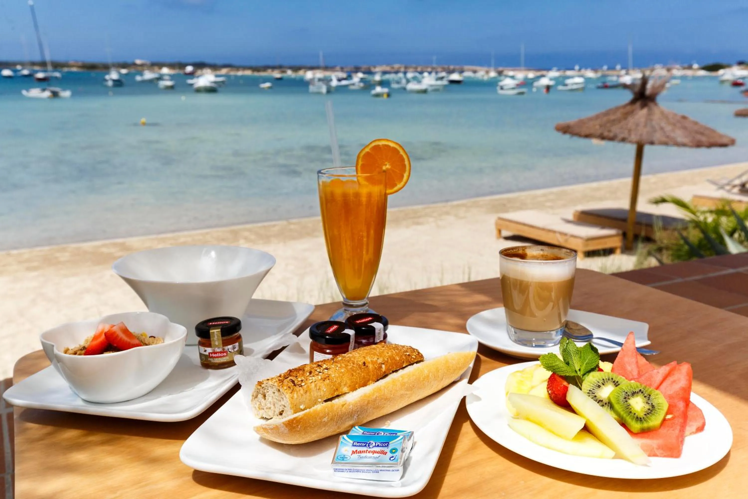 Beach in Hostal la Savina