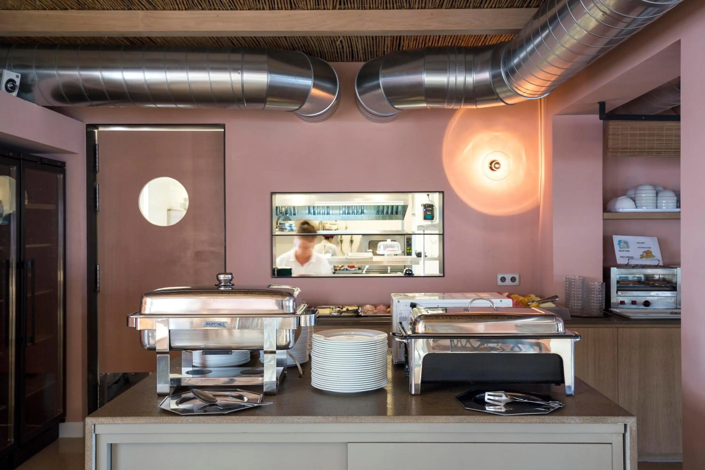 Breakfast in Hostal la Savina