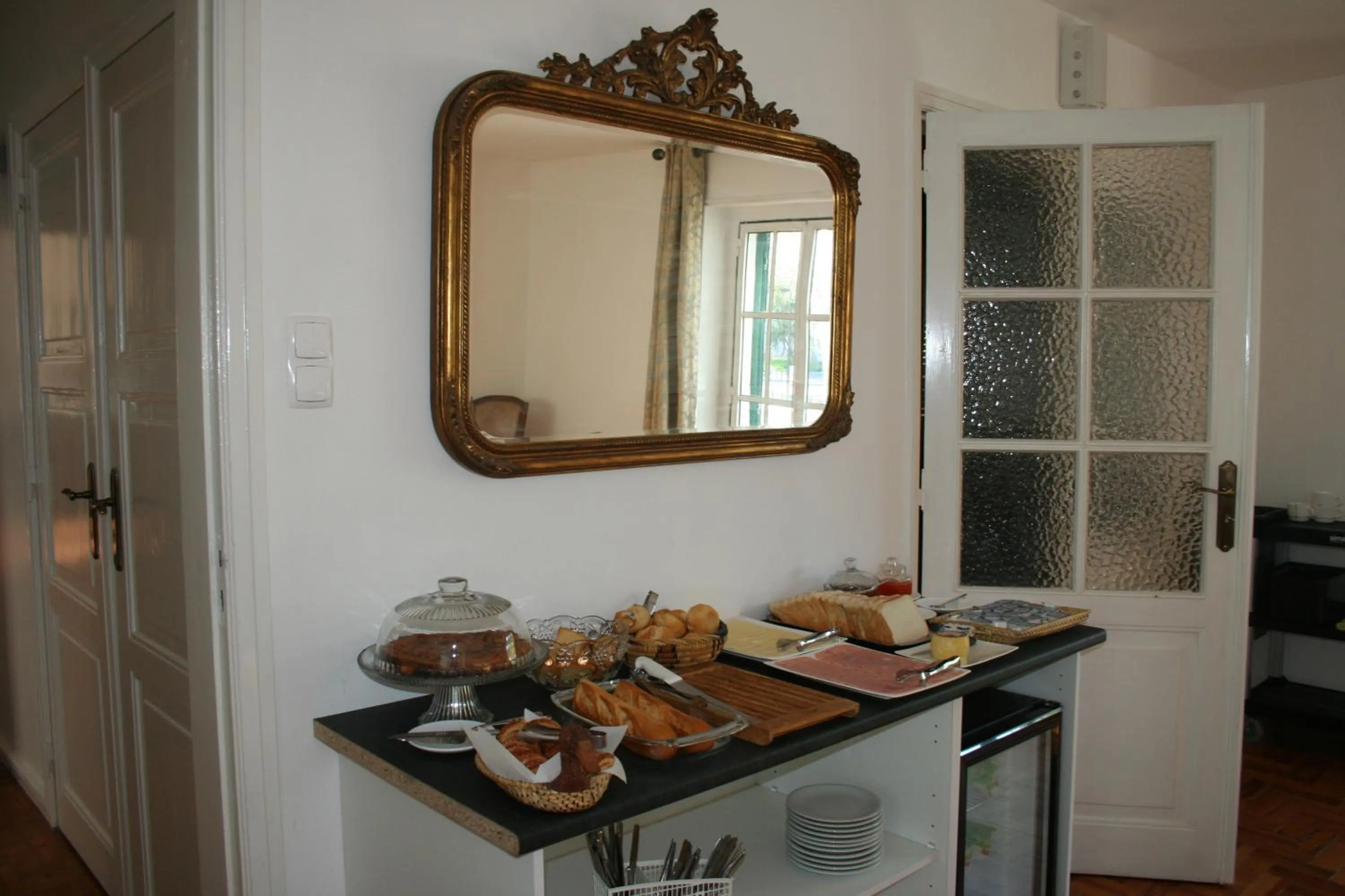 Buffet breakfast in Estalagem da Liberdade