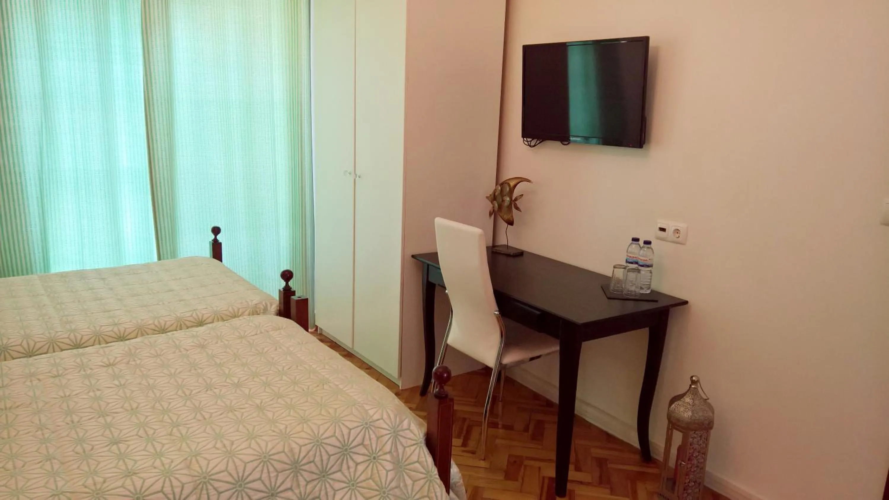 Seating area, Bed in Estalagem da Liberdade