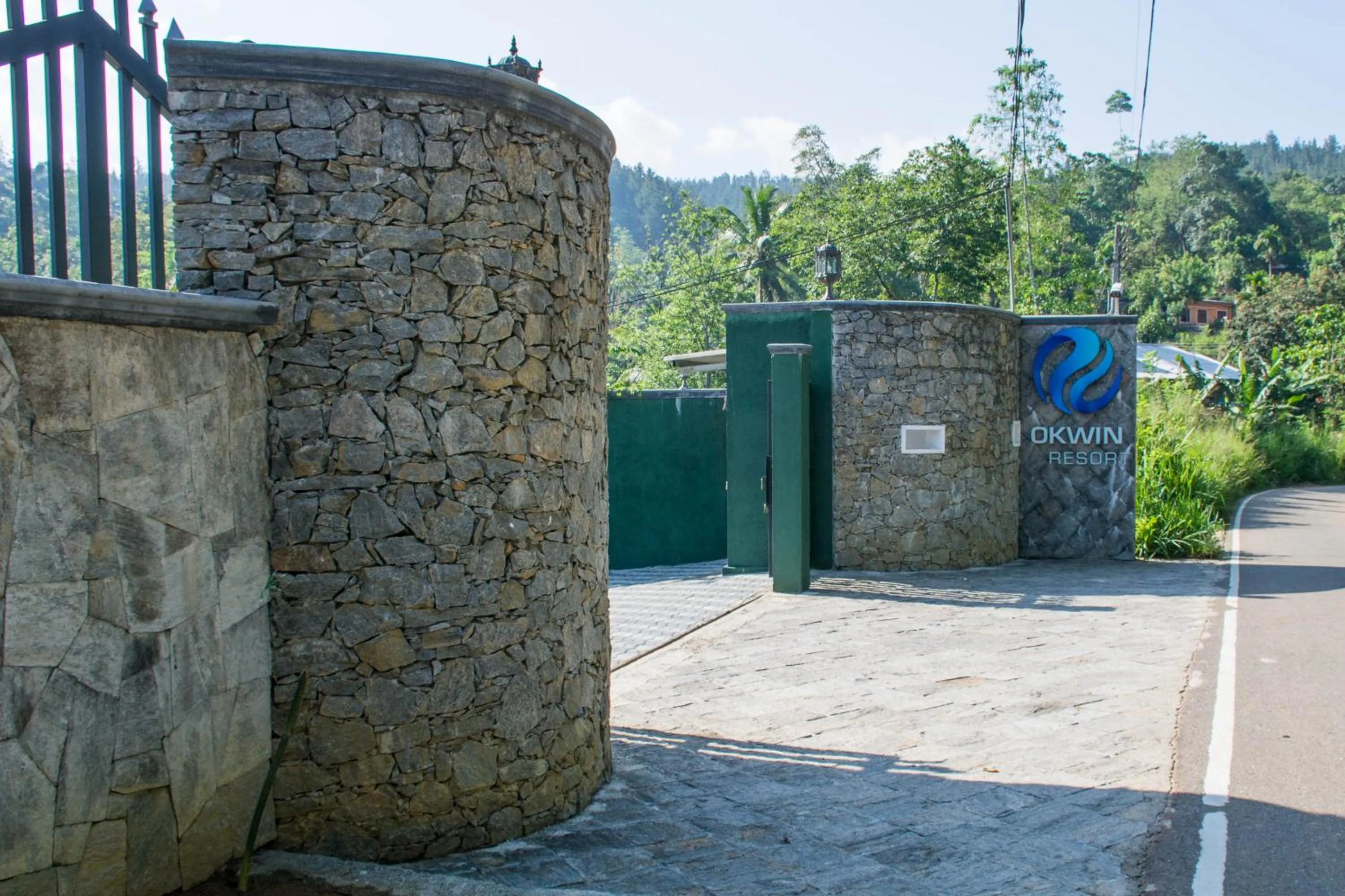 Facade/entrance in Okwin Resort