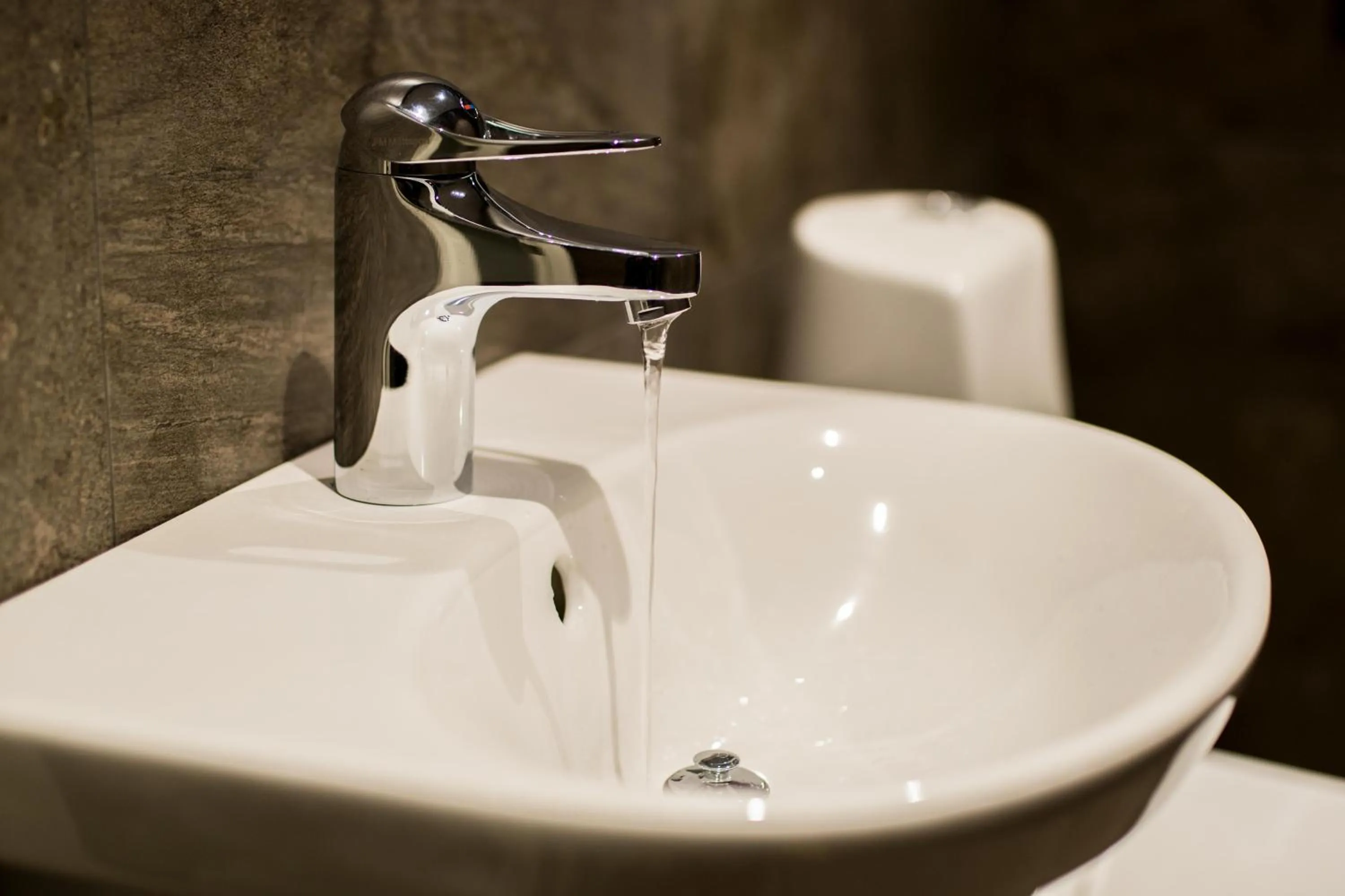 Shower in Dream - Luxury Hostel