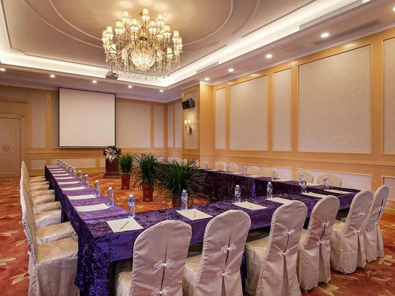 Vienna International Hotel Shenzhen Qianhai