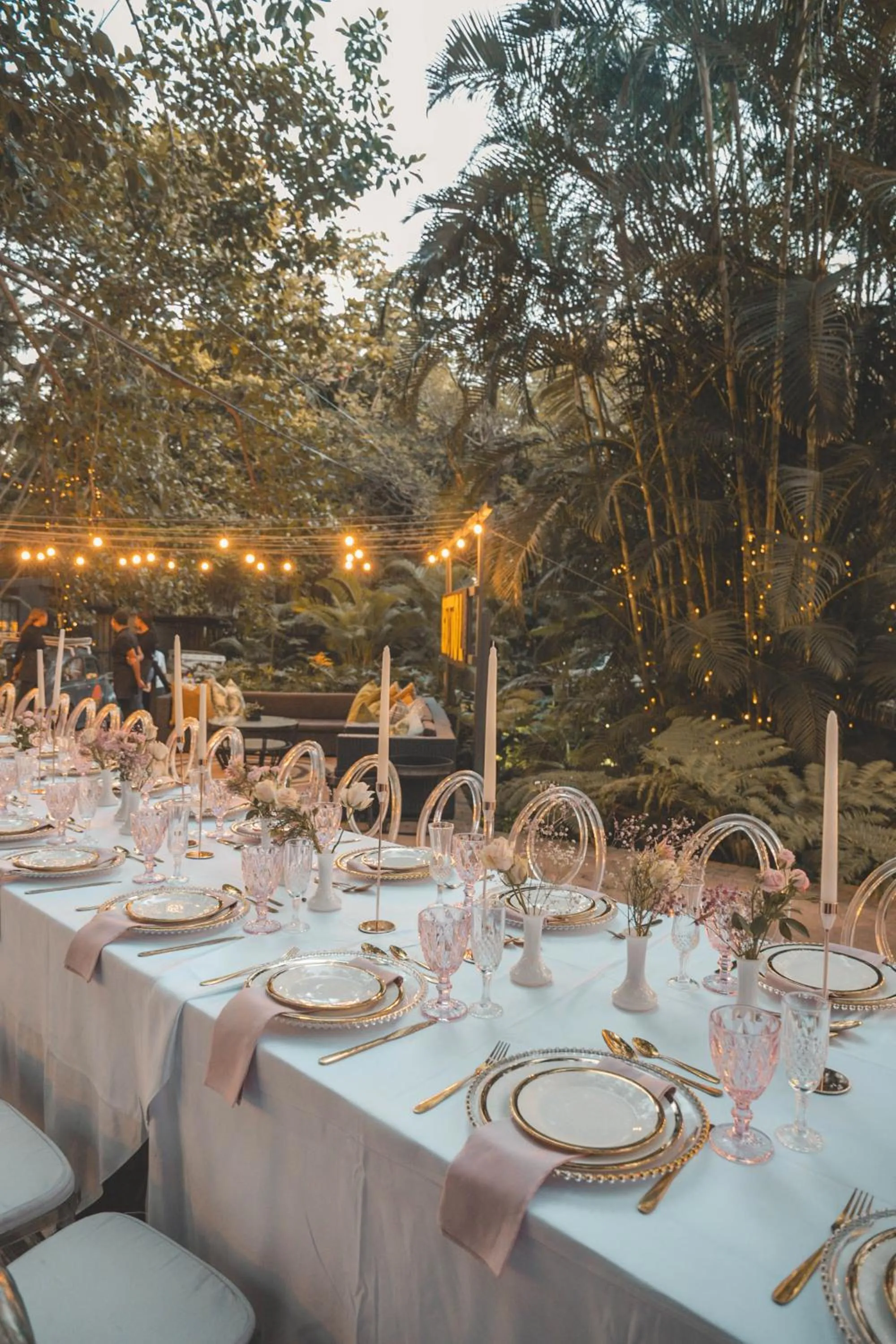 Restaurant/places to eat in Beside Still Waters Boutique Hotel