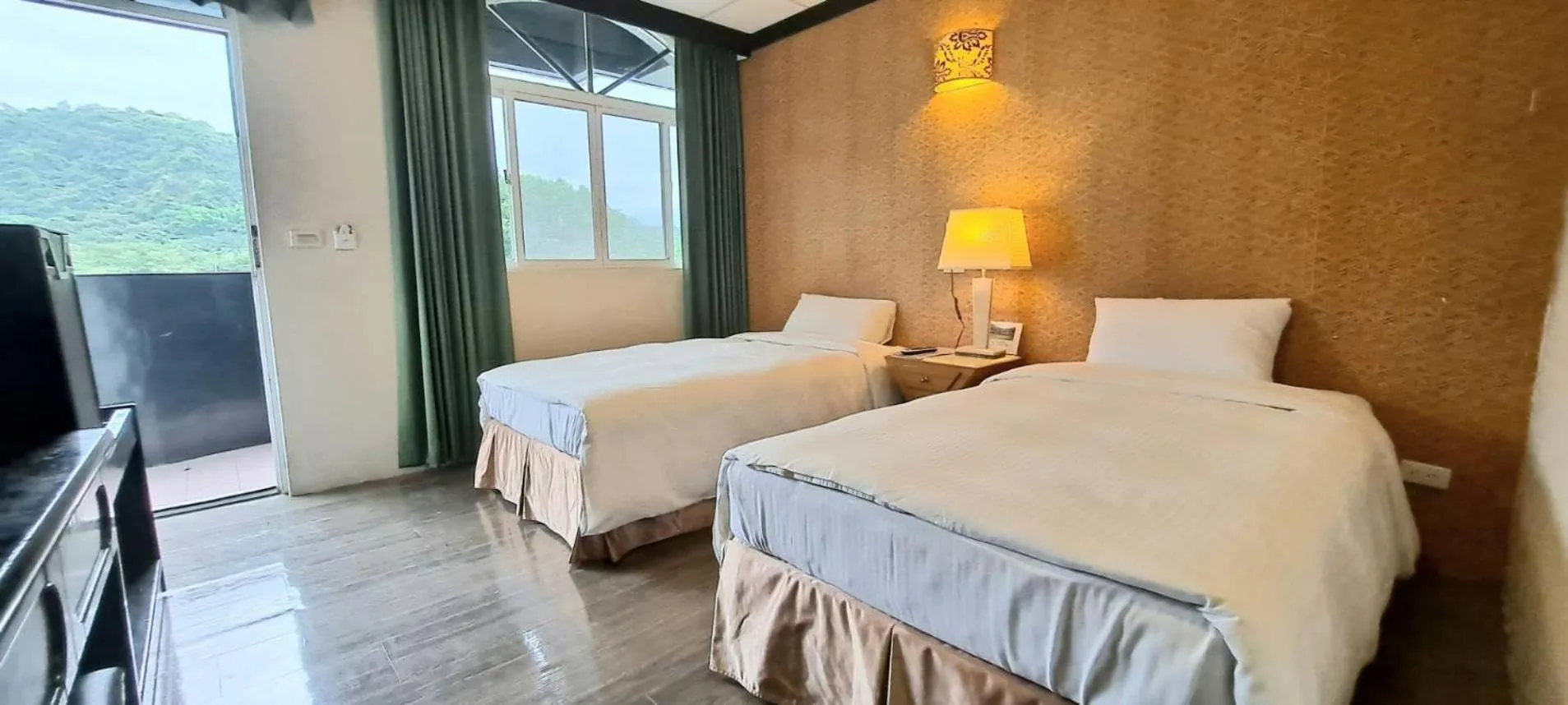 Bed in Jinhue Hotel