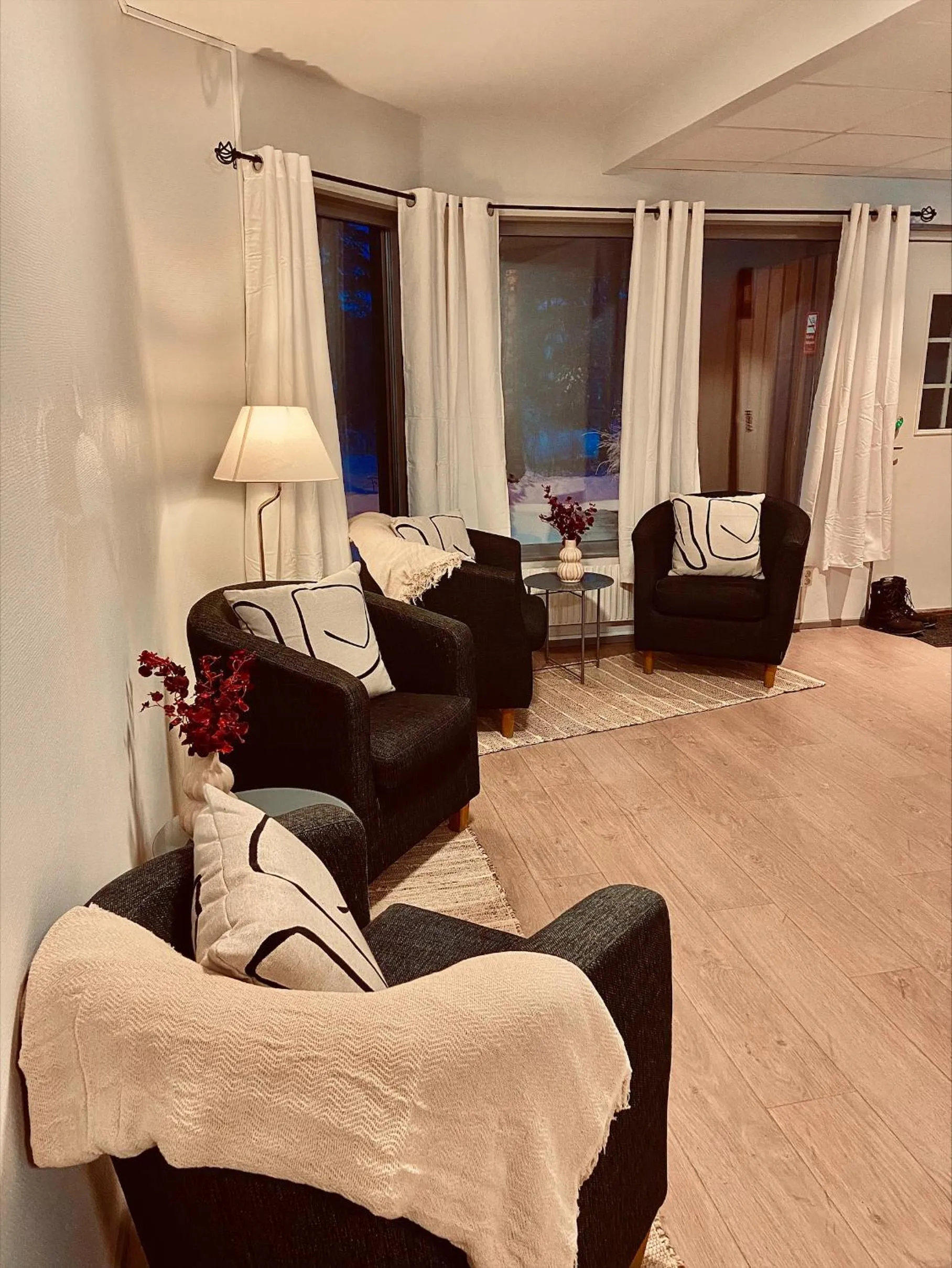 Seating area in First Camp Moraparken Hotel