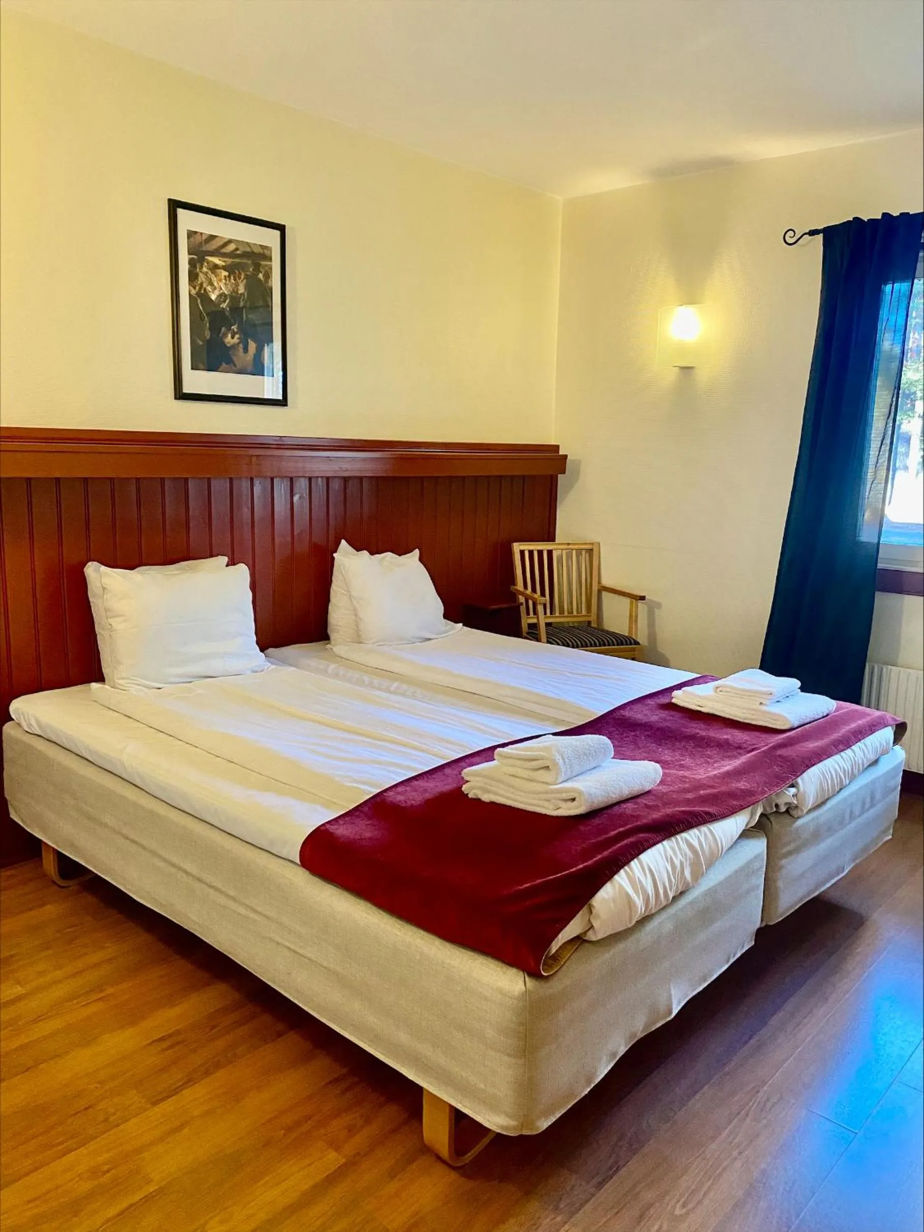 Bedroom, Bed in First Camp Moraparken Hotel