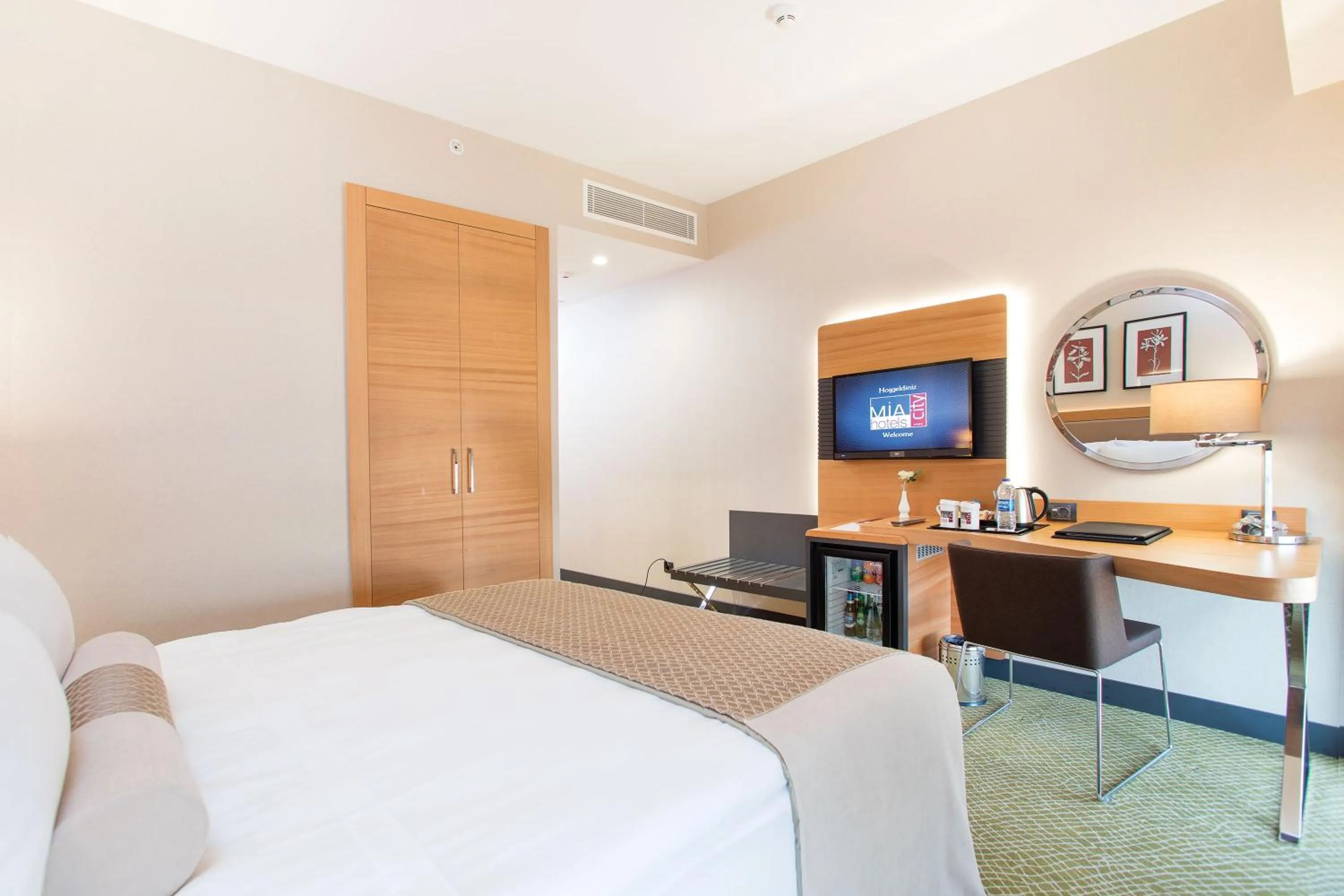 Decorative detail, Bed in Mia City Hotel