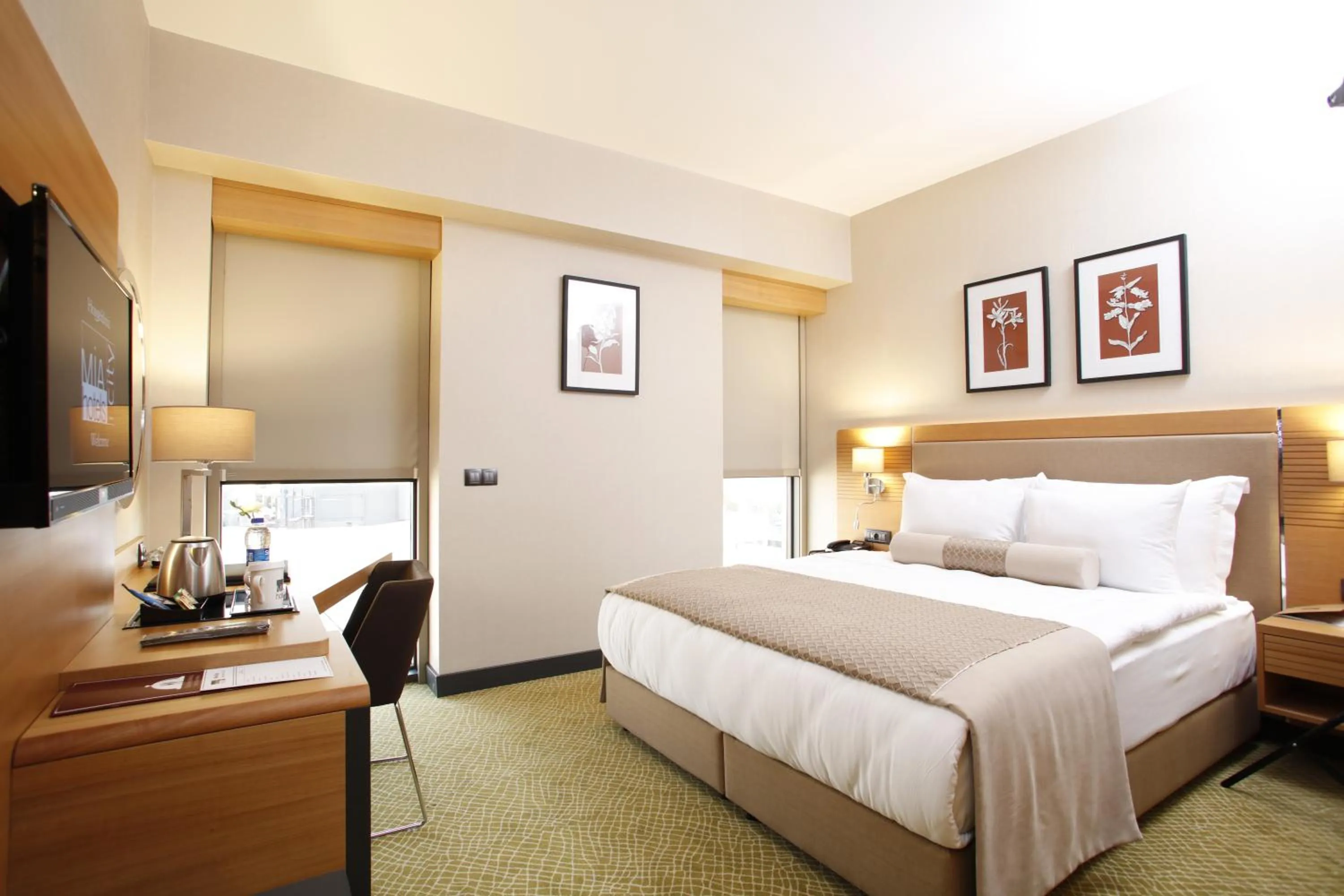 Photo of the whole room, Bed in Mia City Hotel