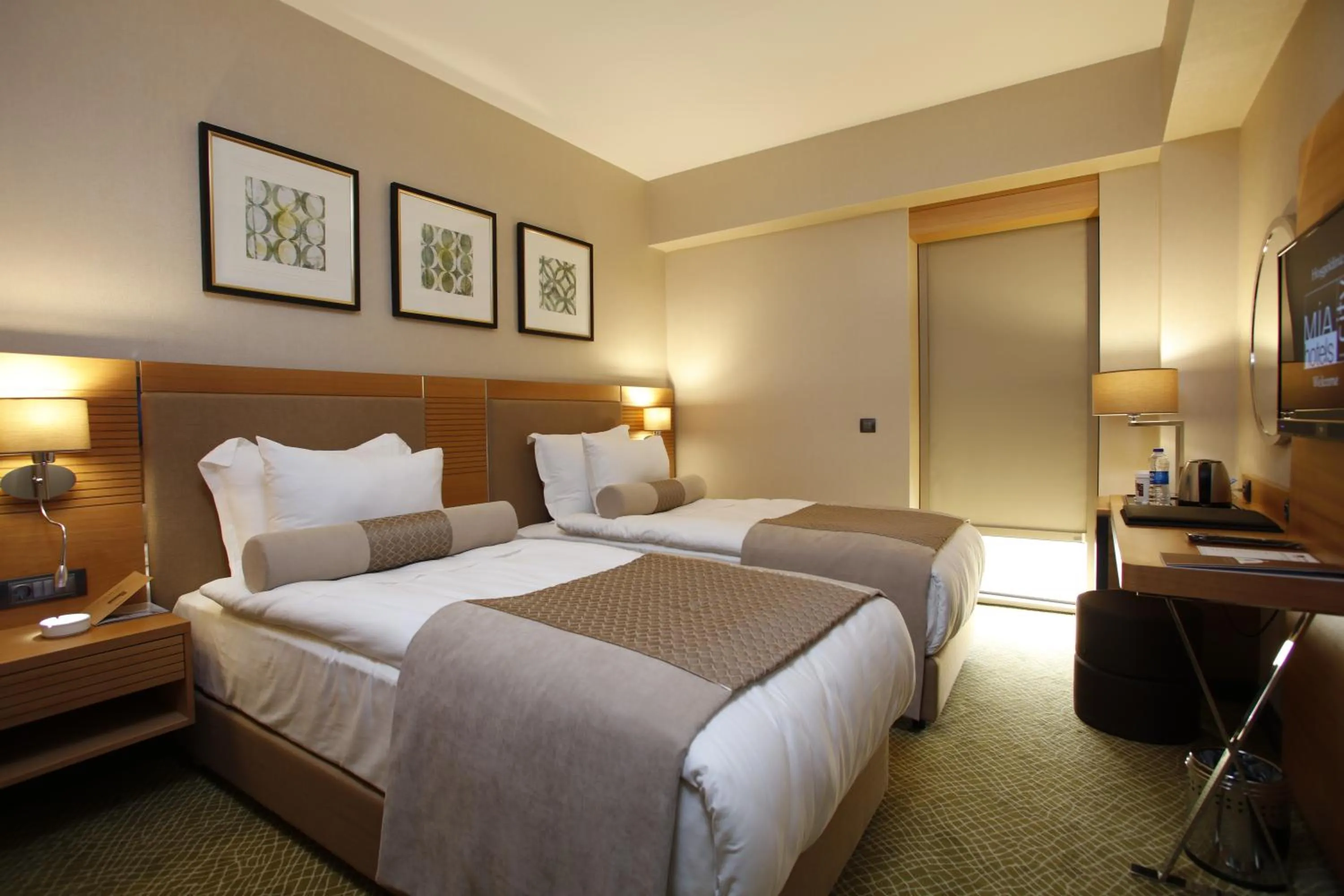 Bedroom, Bed in Mia City Hotel