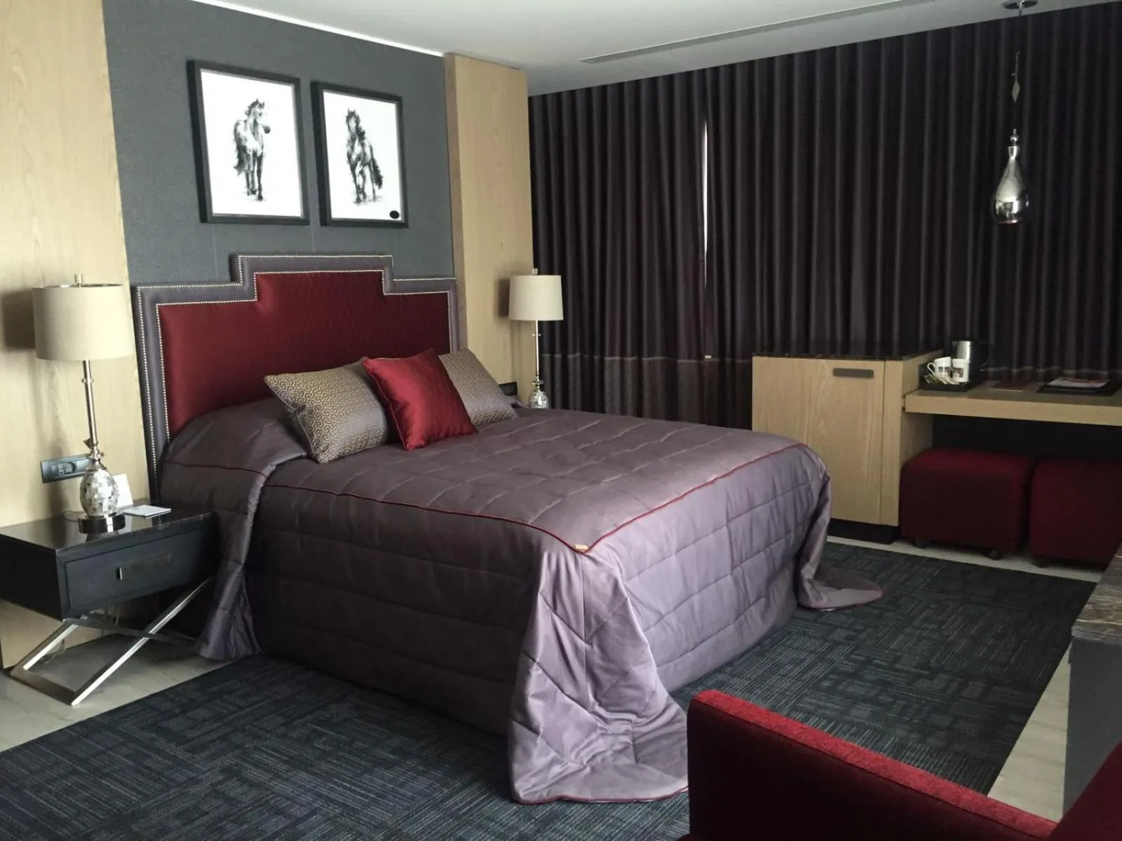 Photo of the whole room, Bed in Mia City Hotel