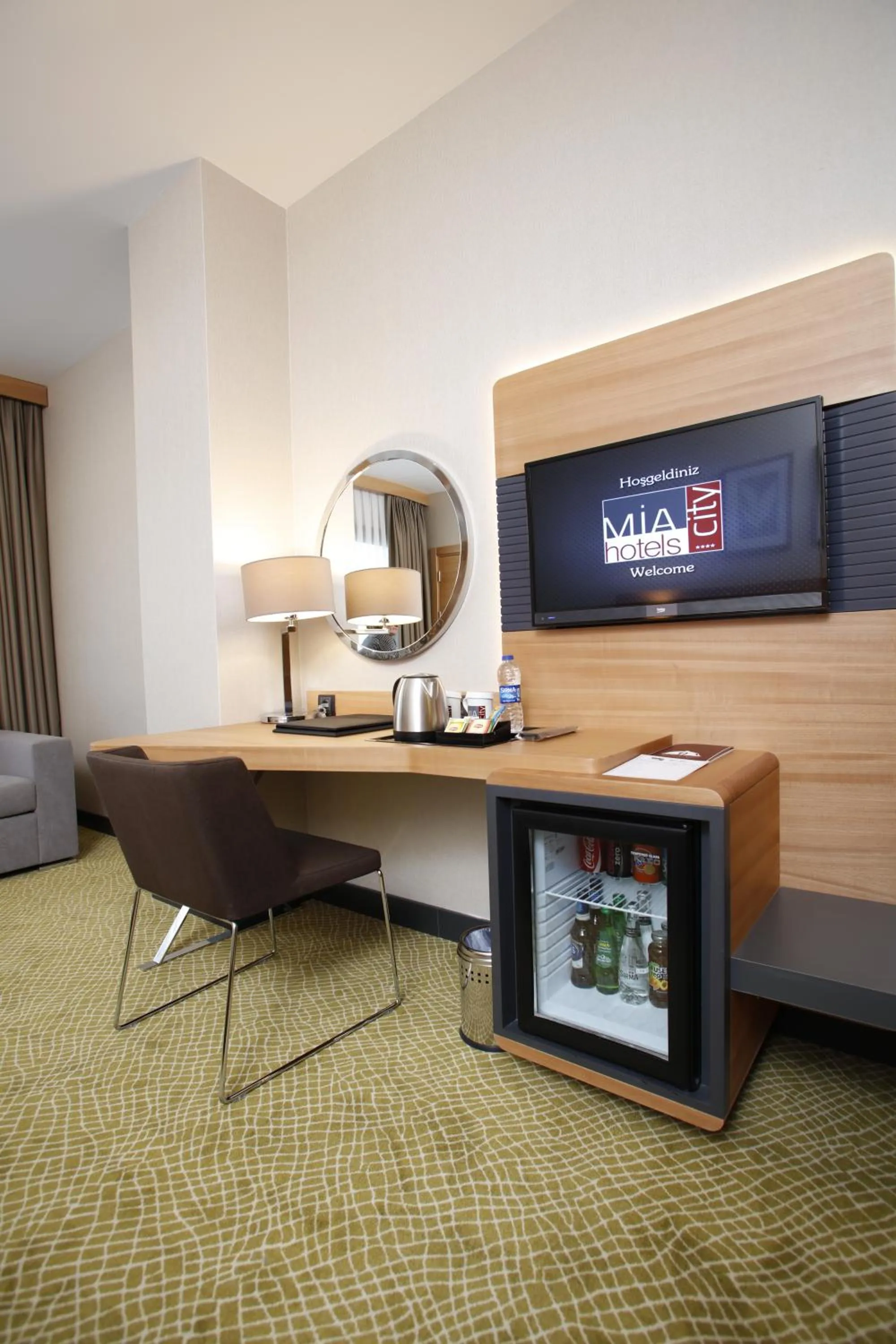 TV and multimedia in Mia City Hotel