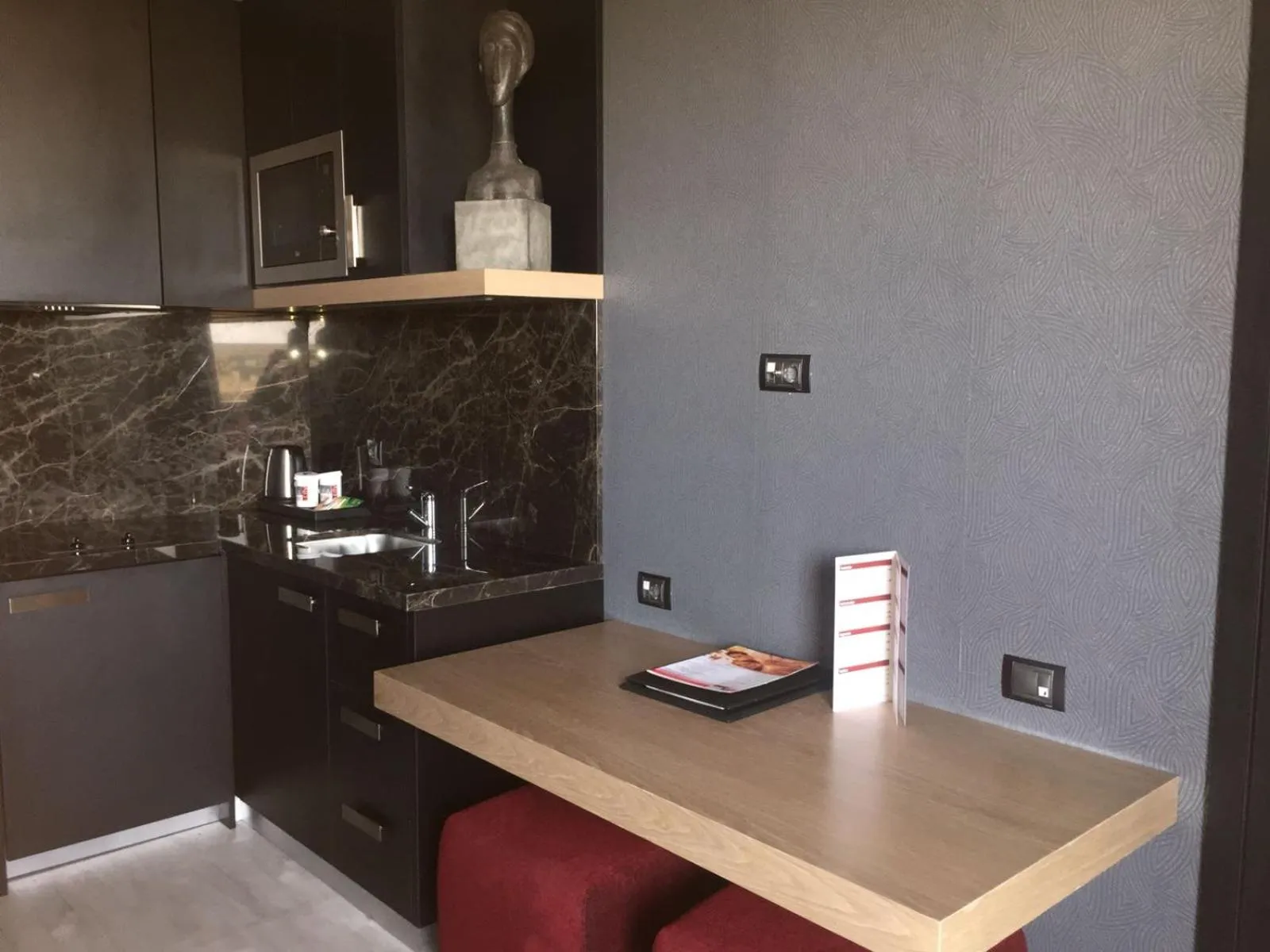 Decorative detail in Mia City Hotel