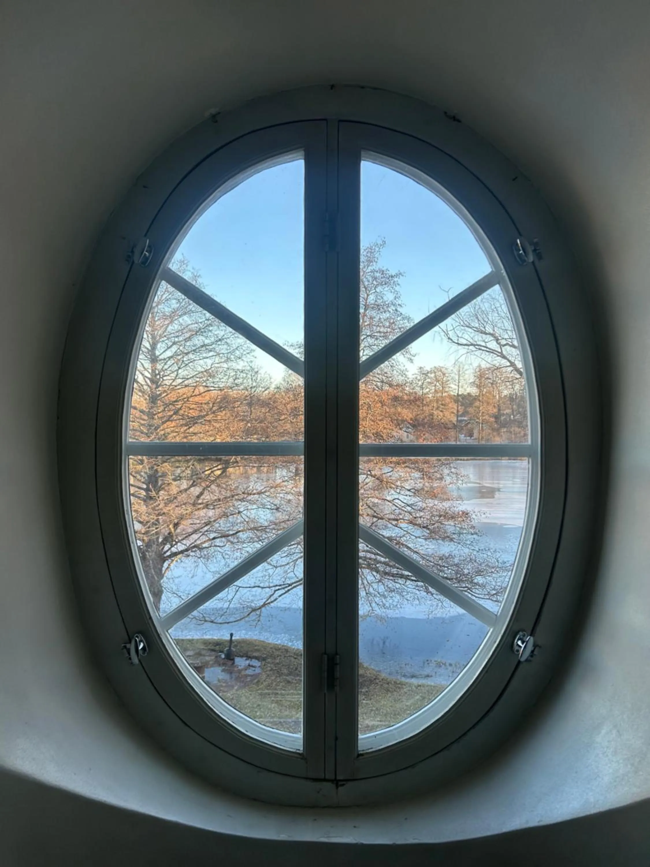 Lake view in Wärdshuset Gammel Tammen Österbybruk