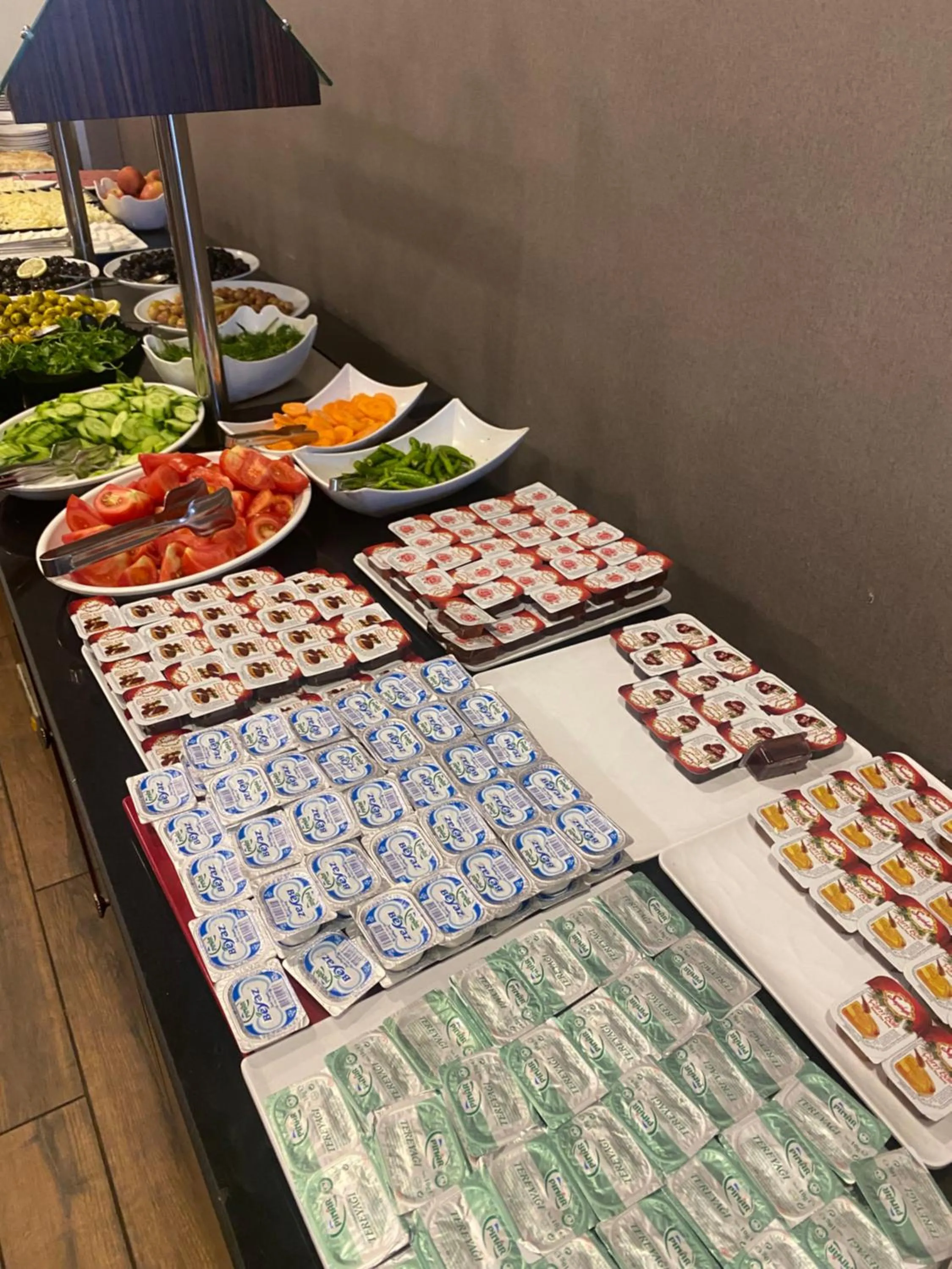 Breakfast in Niconya Port Suite&Hotel