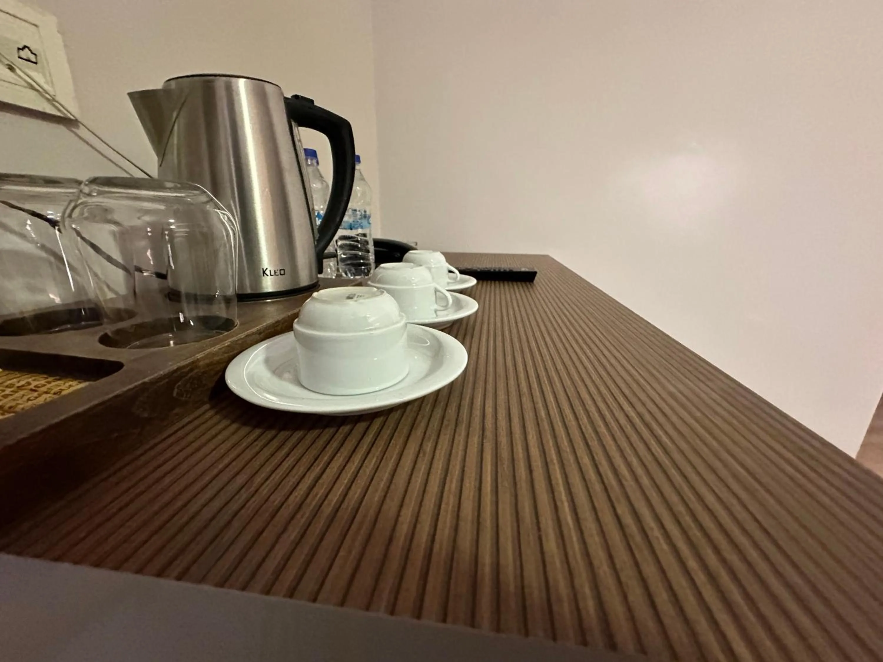 Coffee/tea facilities in Niconya Port Suite&Hotel