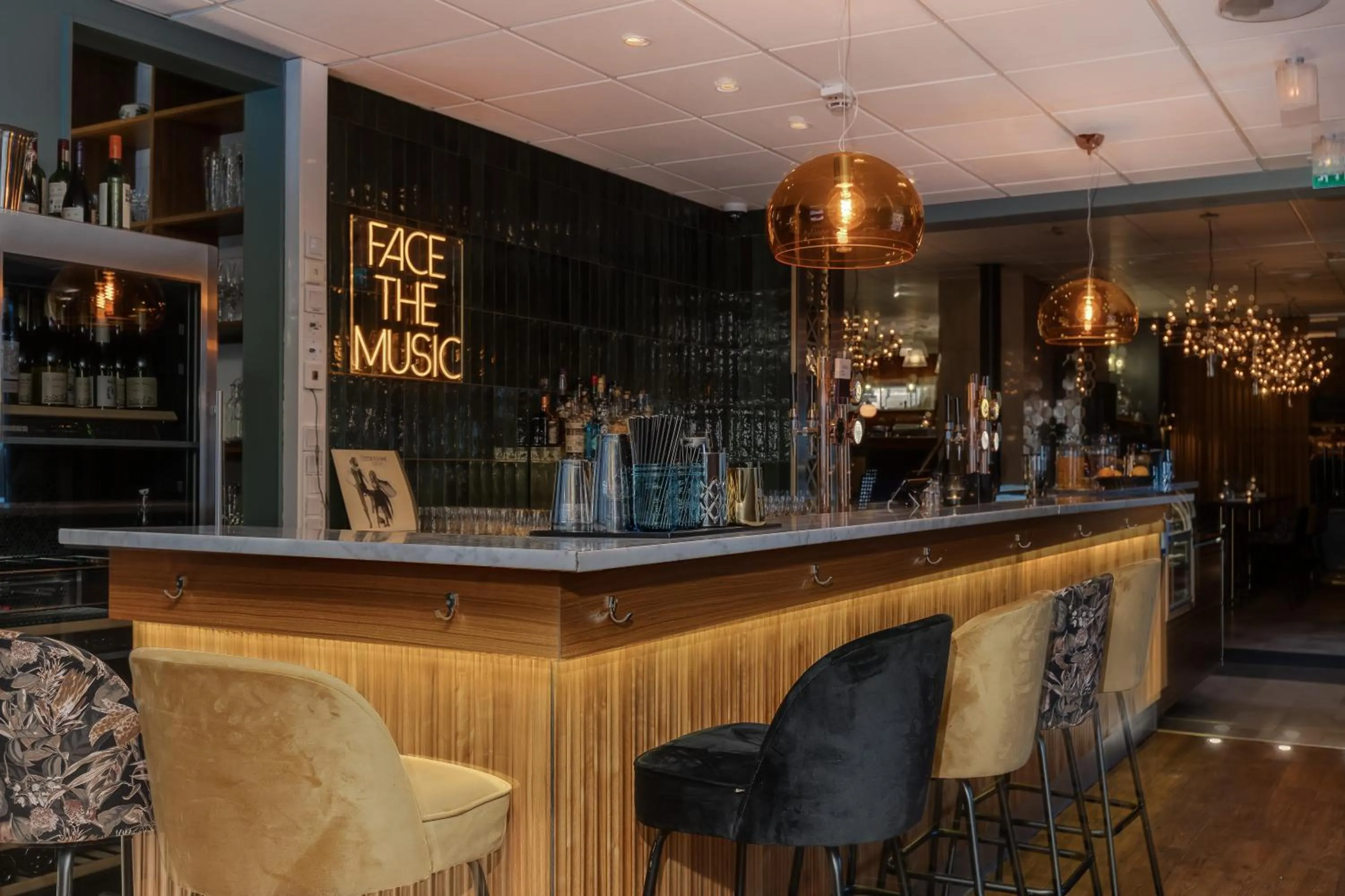 Lounge or bar in Best Western Plus Grand Hotel Elektra