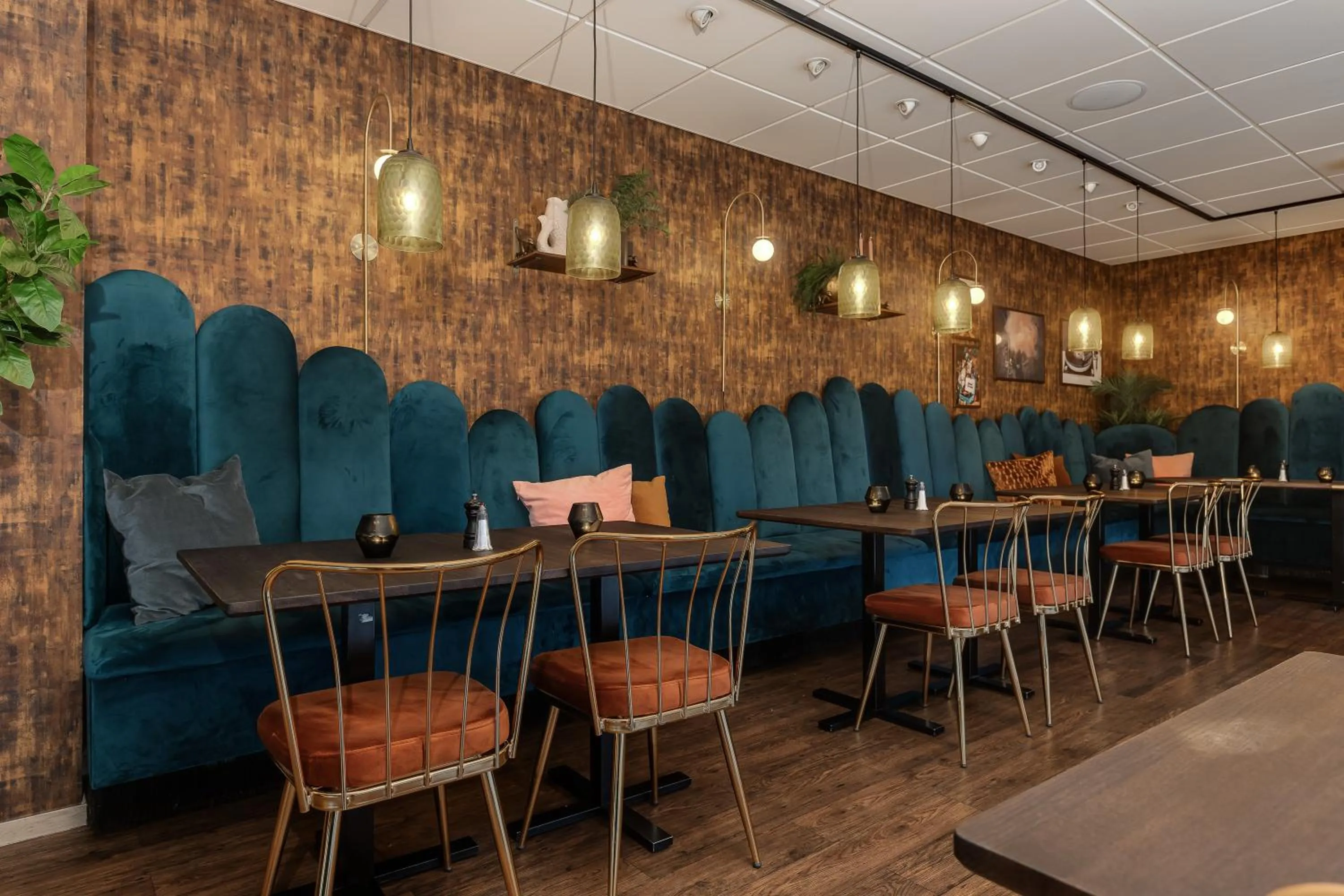 Restaurant/places to eat in Best Western Plus Grand Hotel Elektra