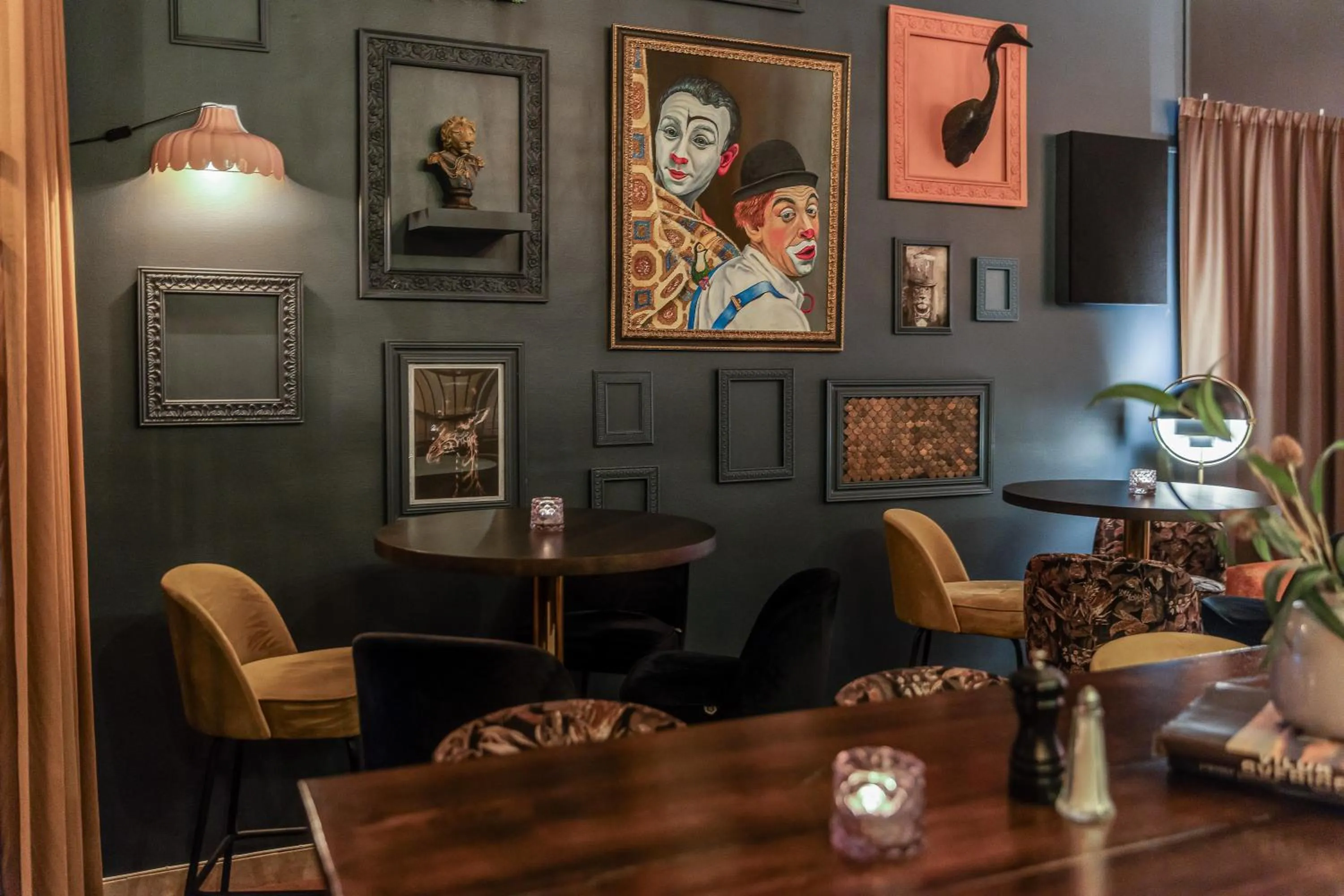 Lounge or bar in Best Western Plus Grand Hotel Elektra