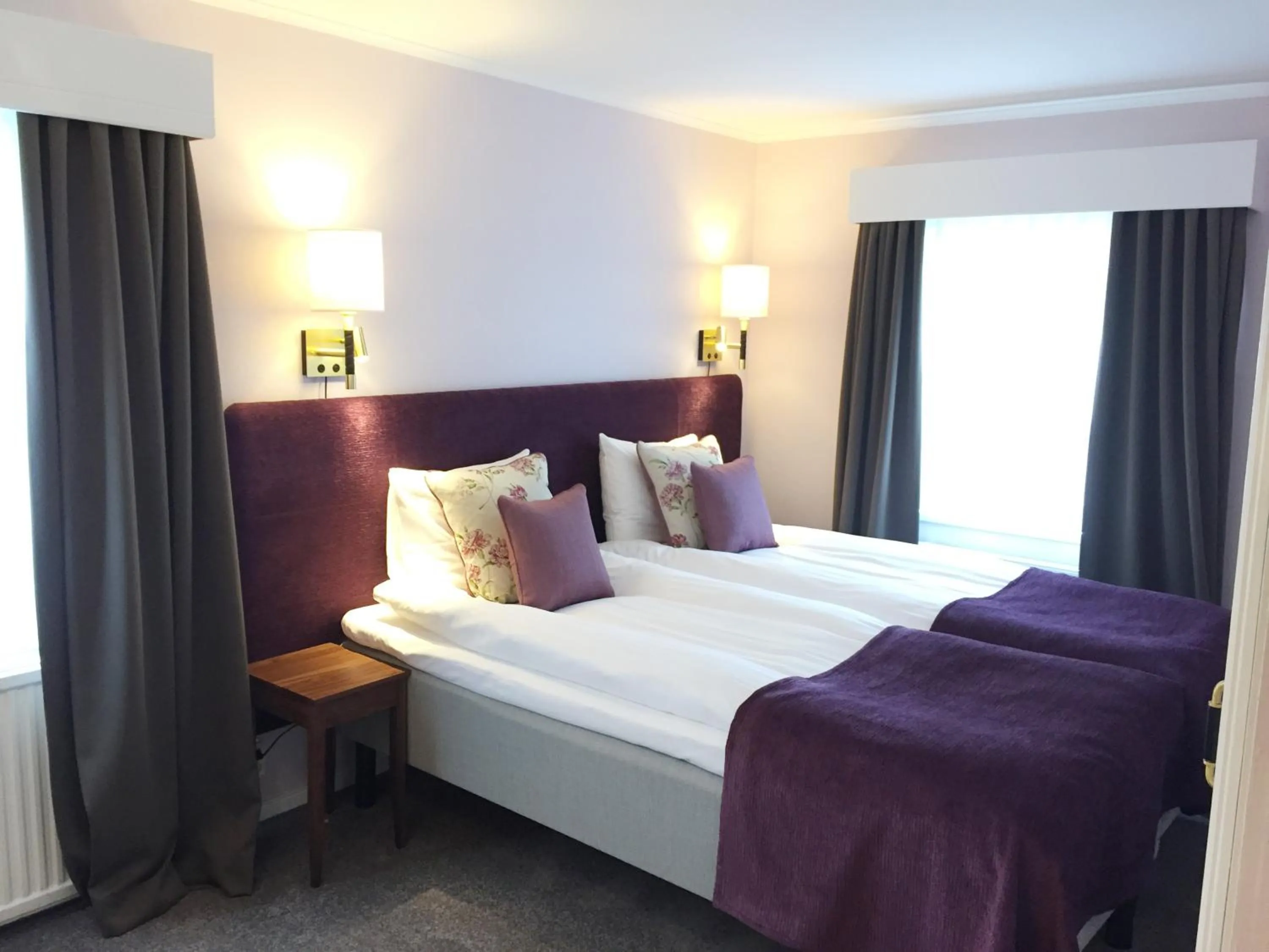 Property building, Bed in Hooks Herrgård