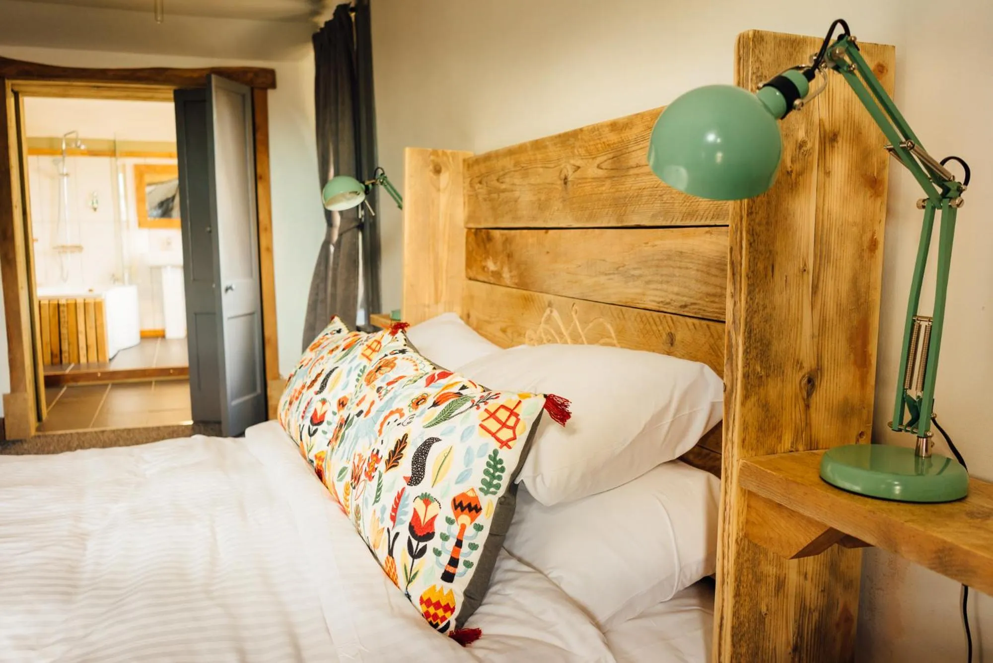 Bed in The Inn at Kippen