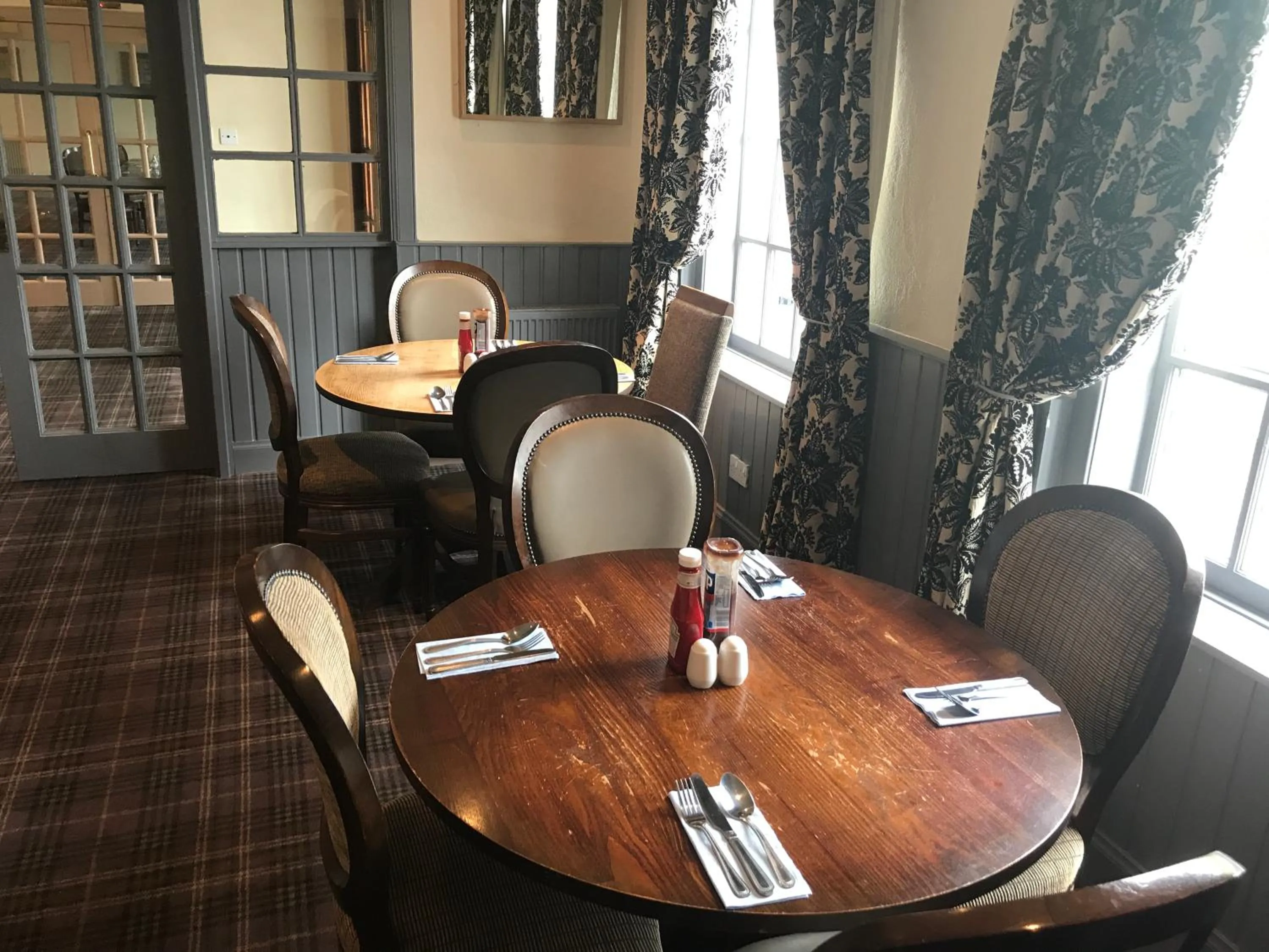 Dining area in The Inn at Kippen