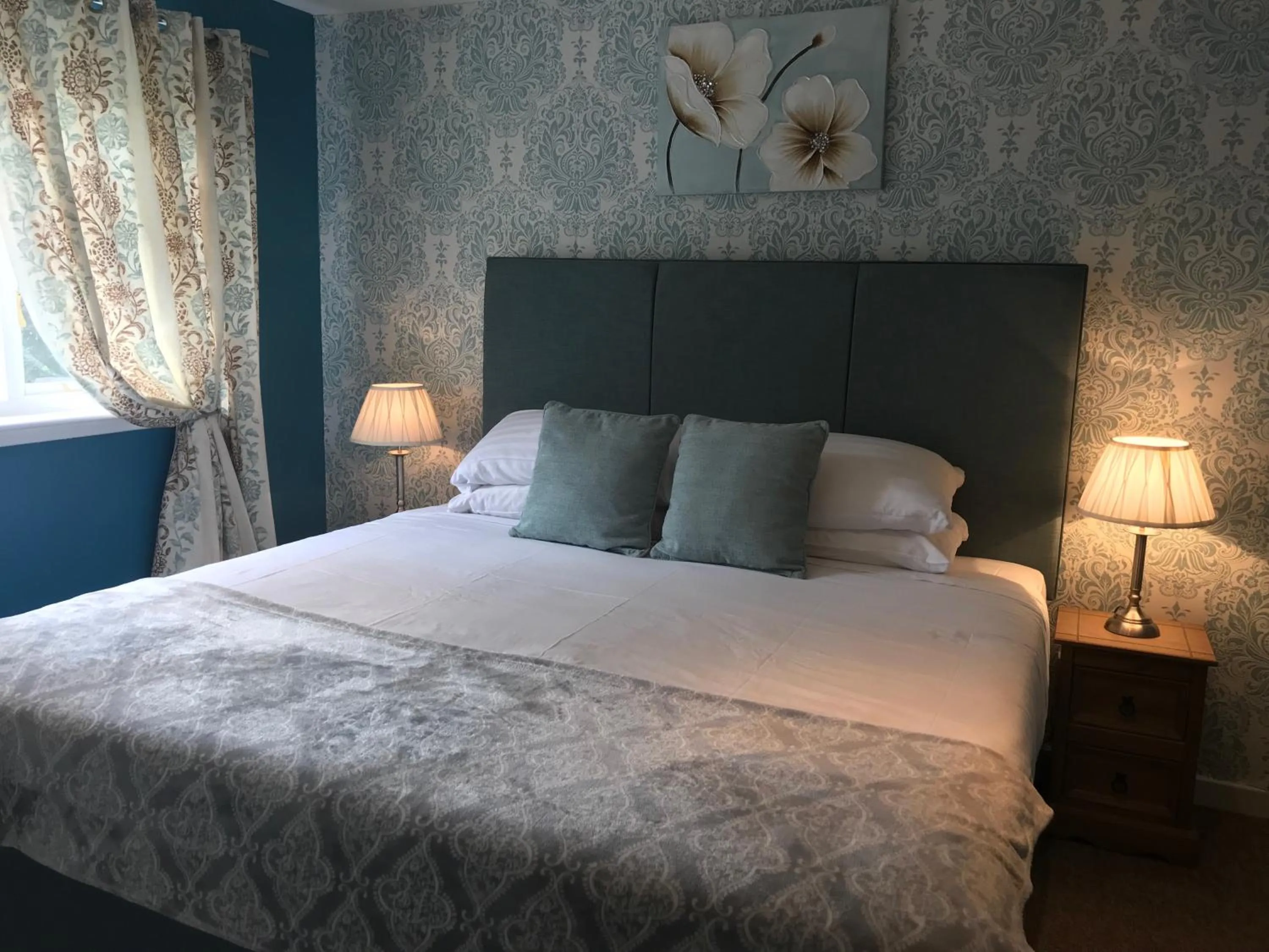 Photo of the whole room, Bed in The Inn at Kippen