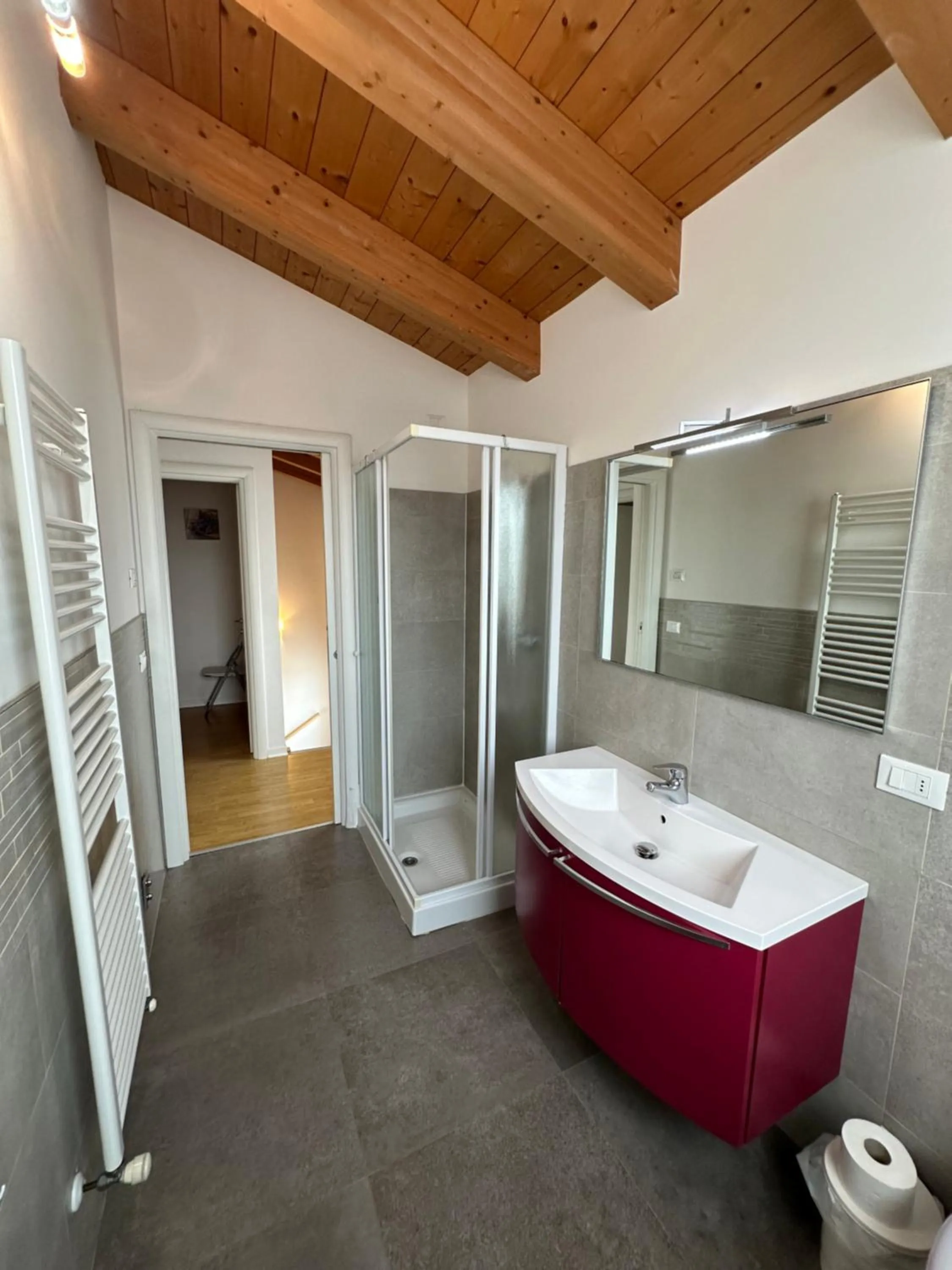 Shower in Attico Concordia - Agenzia Cocal