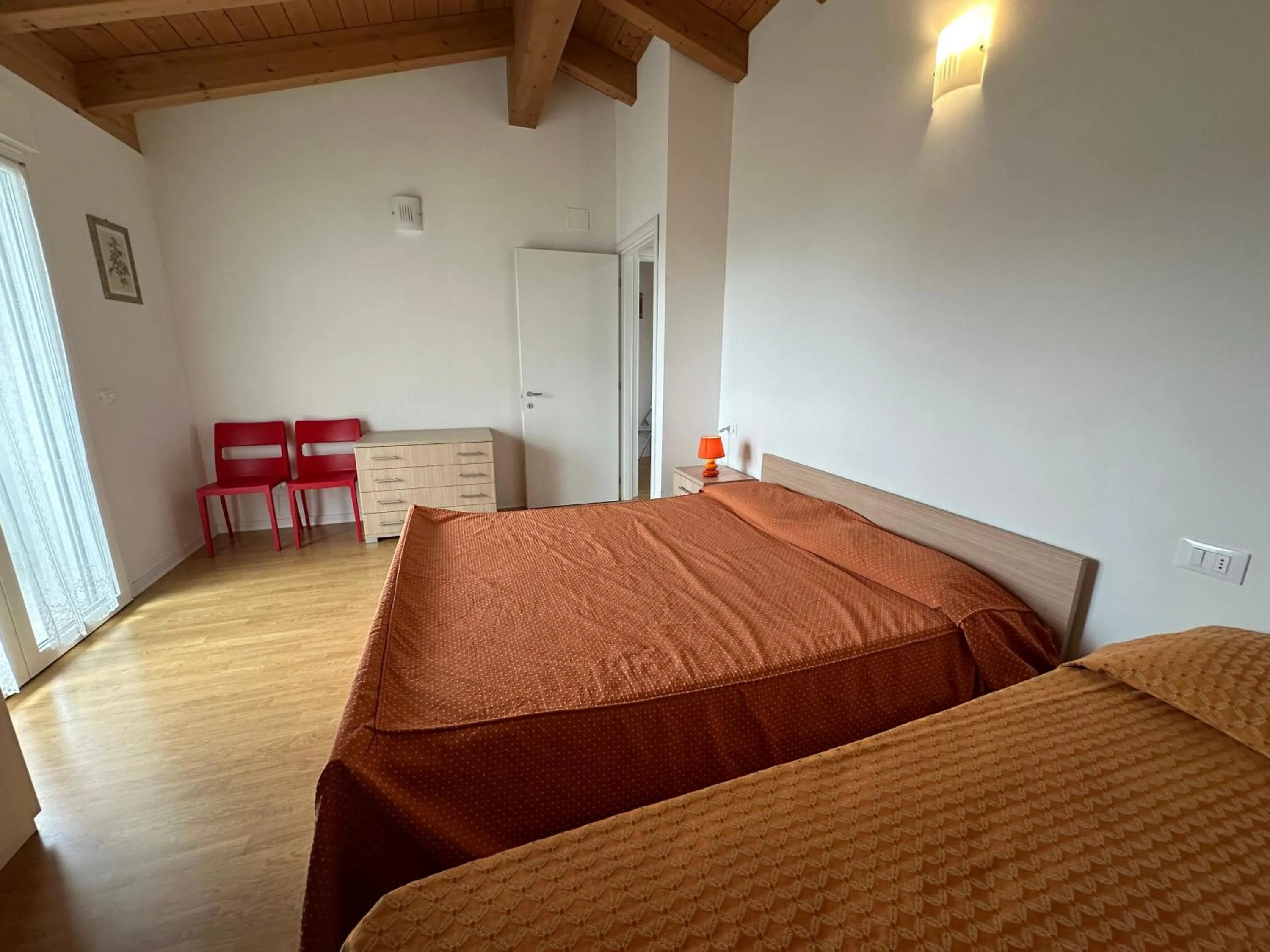 Photo of the whole room in Attico Concordia - Agenzia Cocal