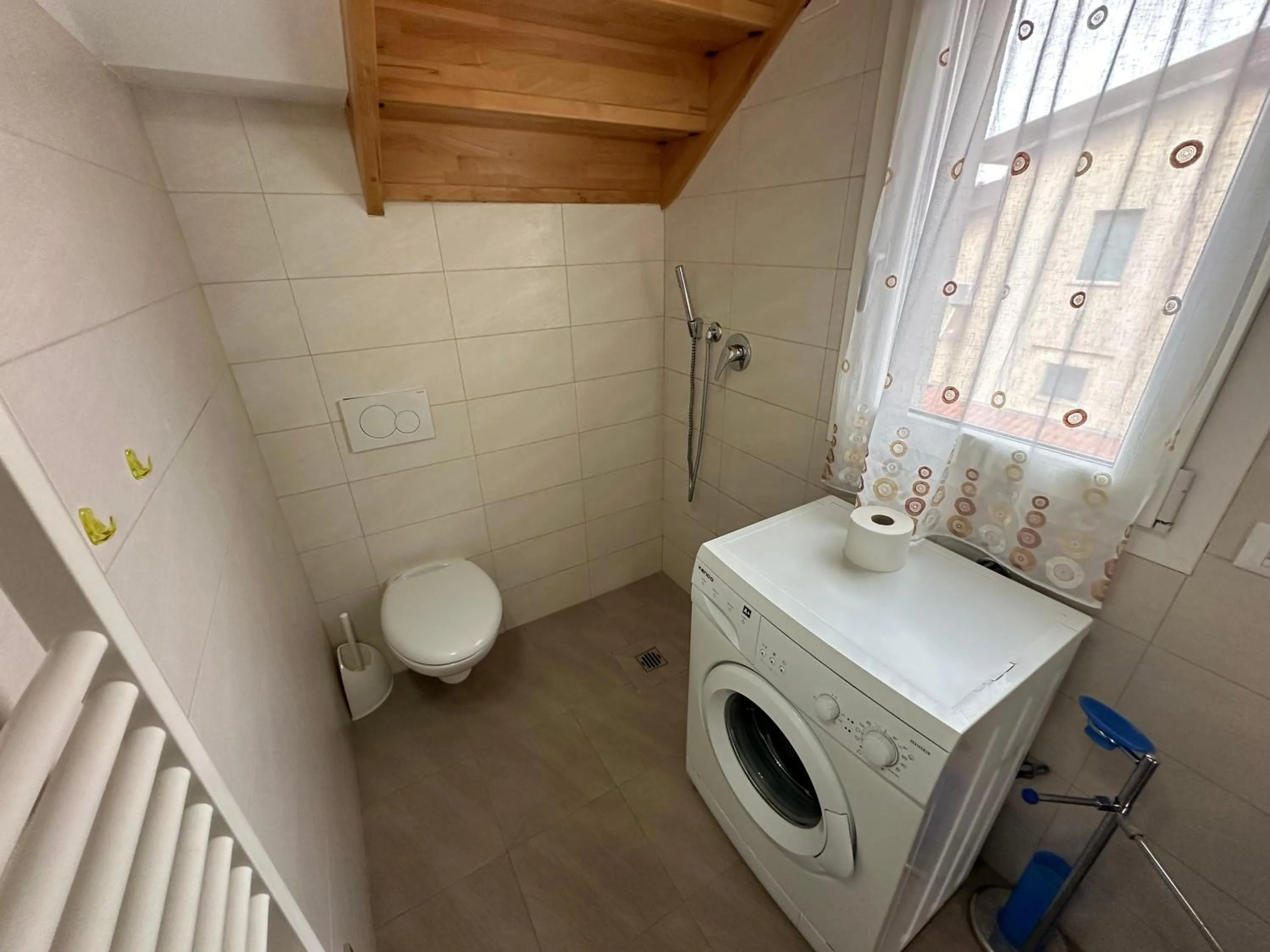 Shower in Attico Concordia - Agenzia Cocal