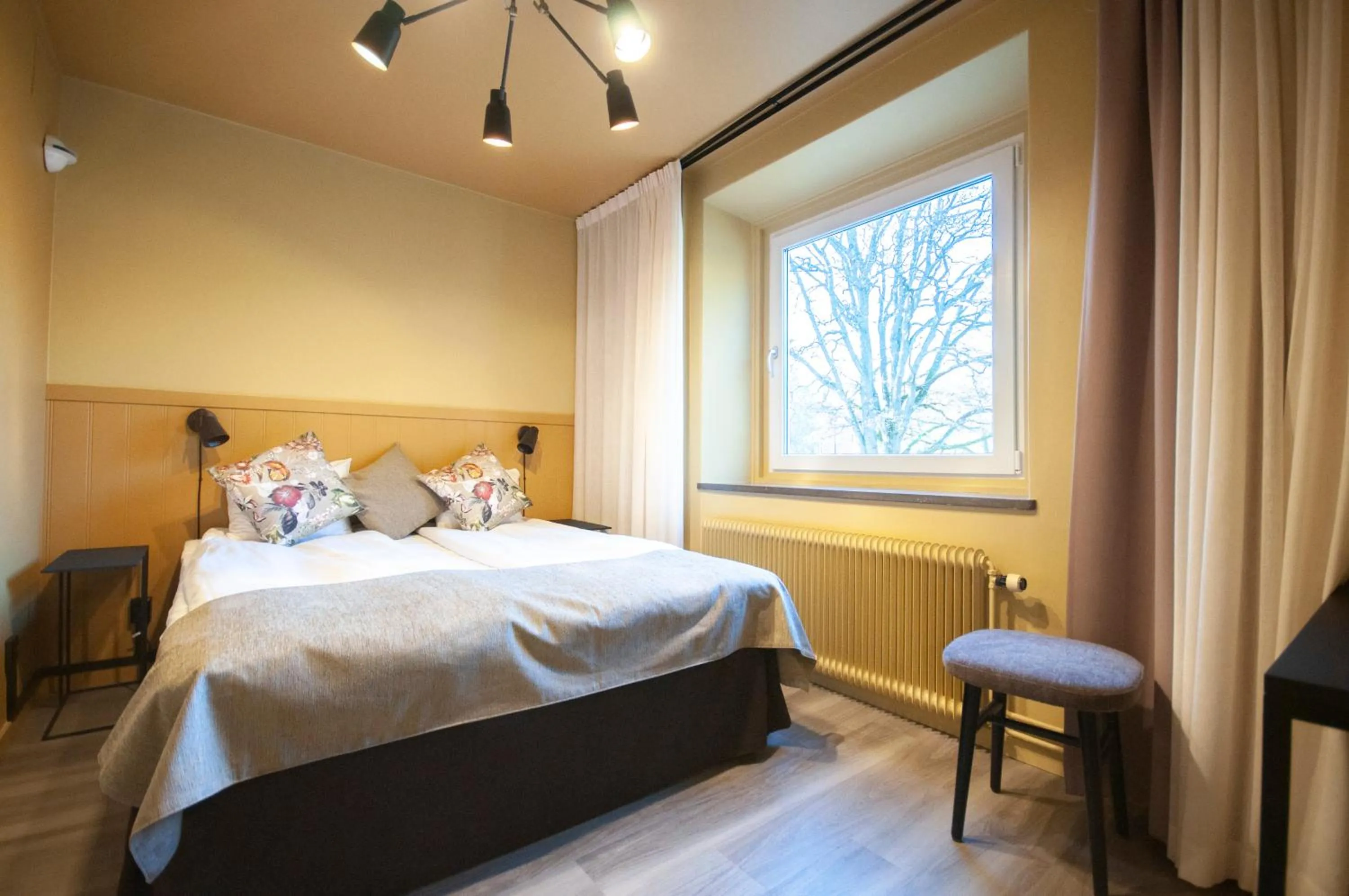 Bedroom, Bed in Hotell Hehrne