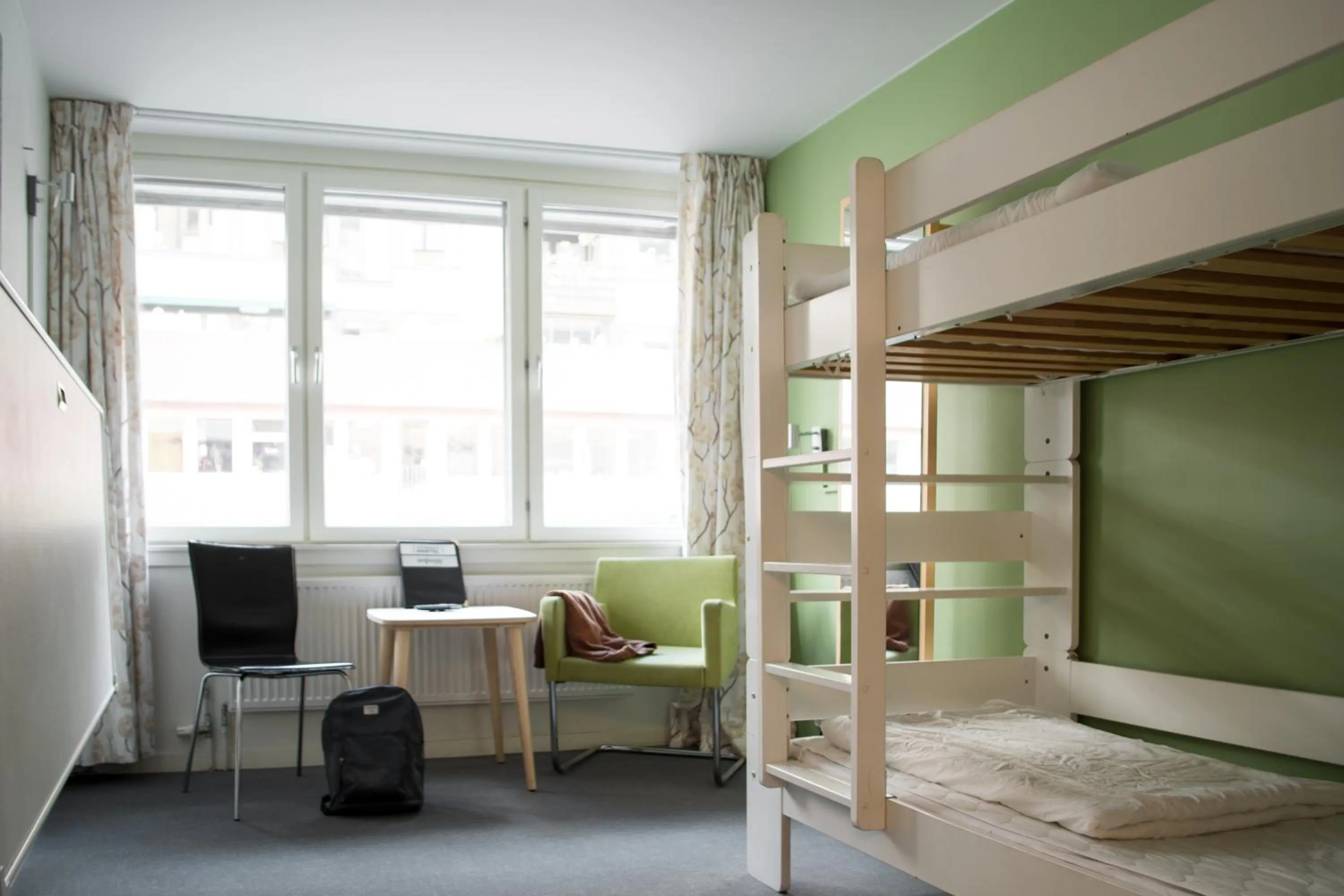 Day, Bed in Slottsskogens Hostel