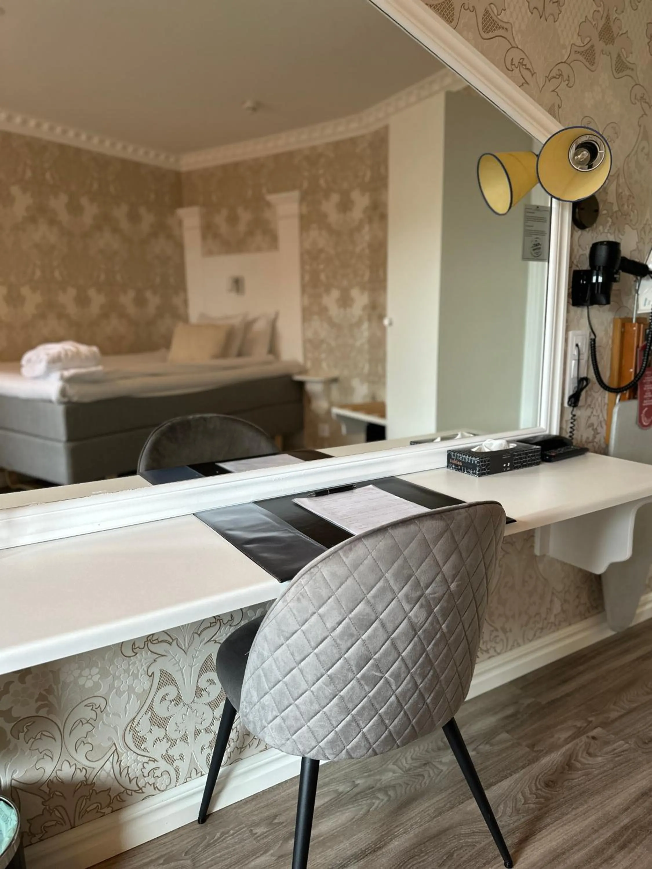 Property building, Bed in Säröhus Hotel, Conference & Spa